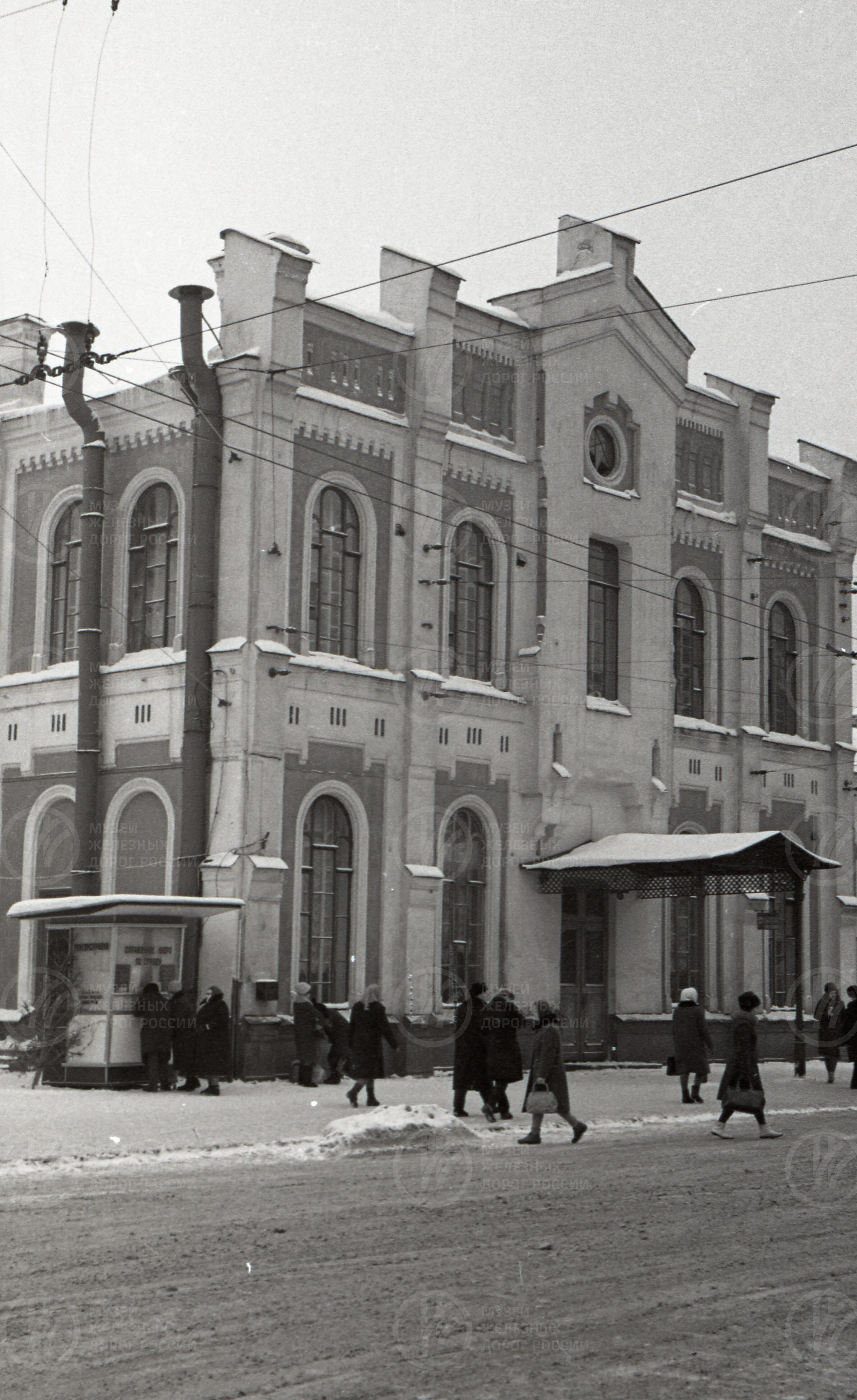 Историческое крыльцо. Финляндский вокзал, image 1