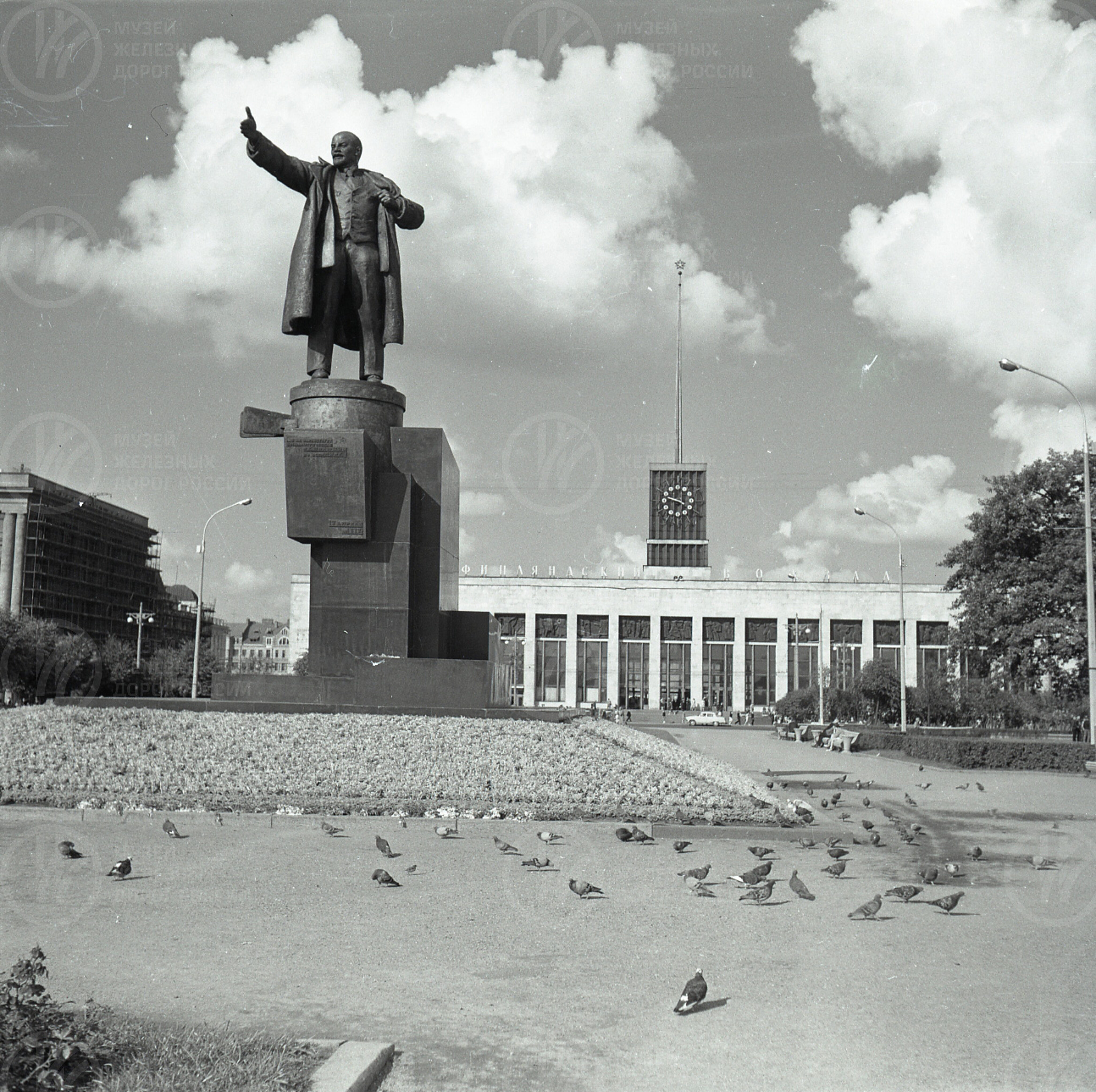 Памятник В.И. Ленину. Финляндский вокзал, изображение 2