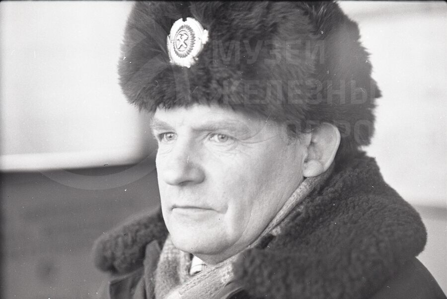 Б.С. Шаров – машинист локомотивного депо. Станция Бологое. 1987 г.