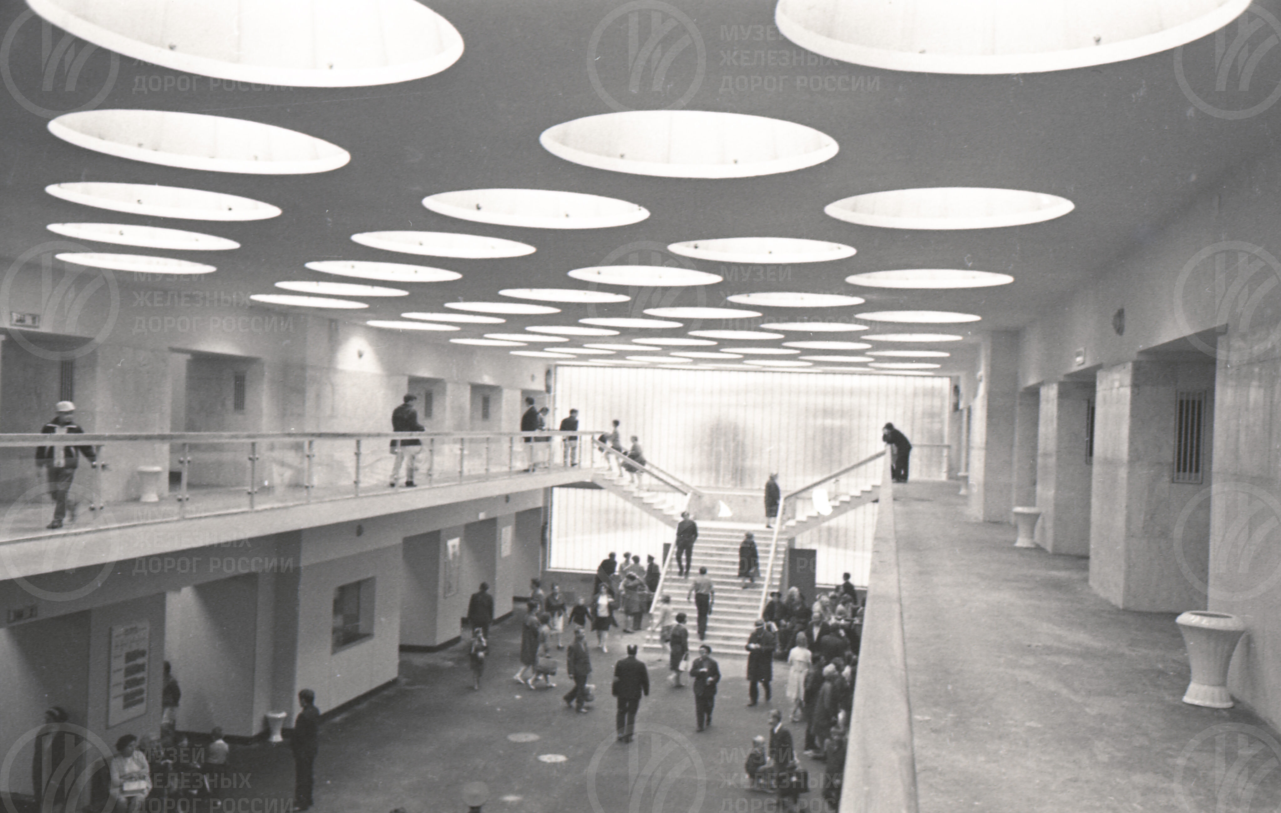Билетный центр в Ленинграде. 1973 г., изображение 1