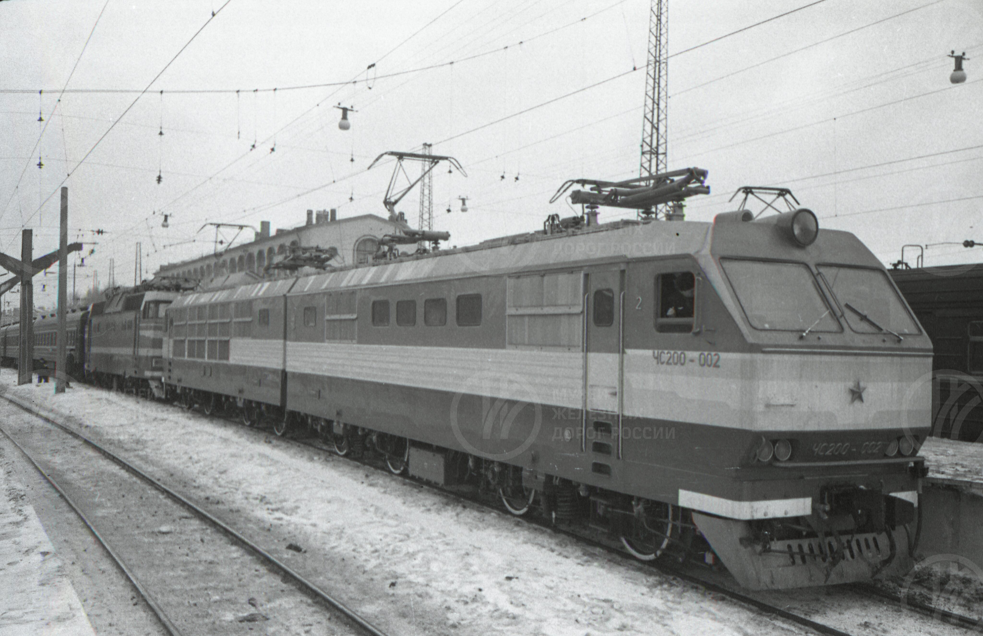 Электровоз ЧС200-002, изображение 1