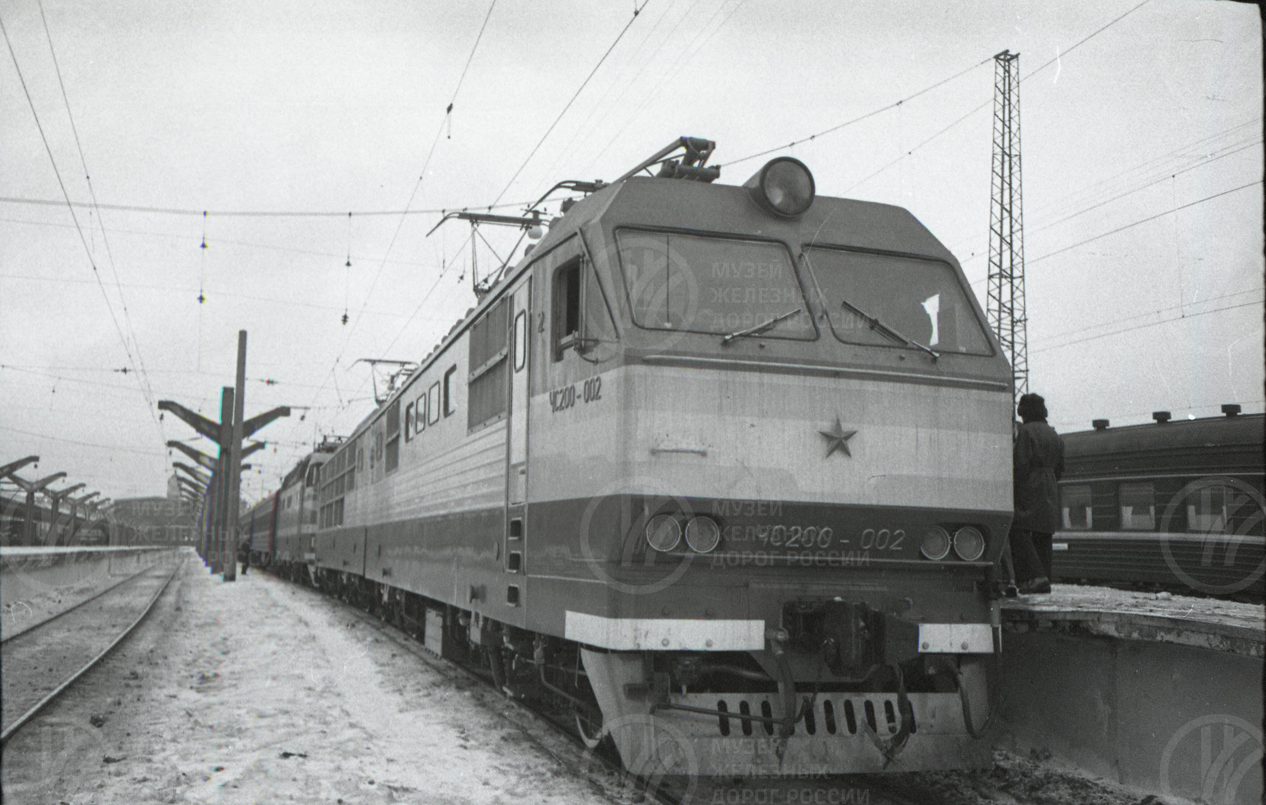 Электровоз ЧС200-002, изображение 2
