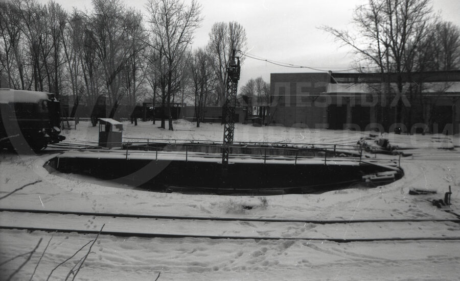 Поворотный круг. Псковское локомотивное депо. Изготовлен в 1935 г.
