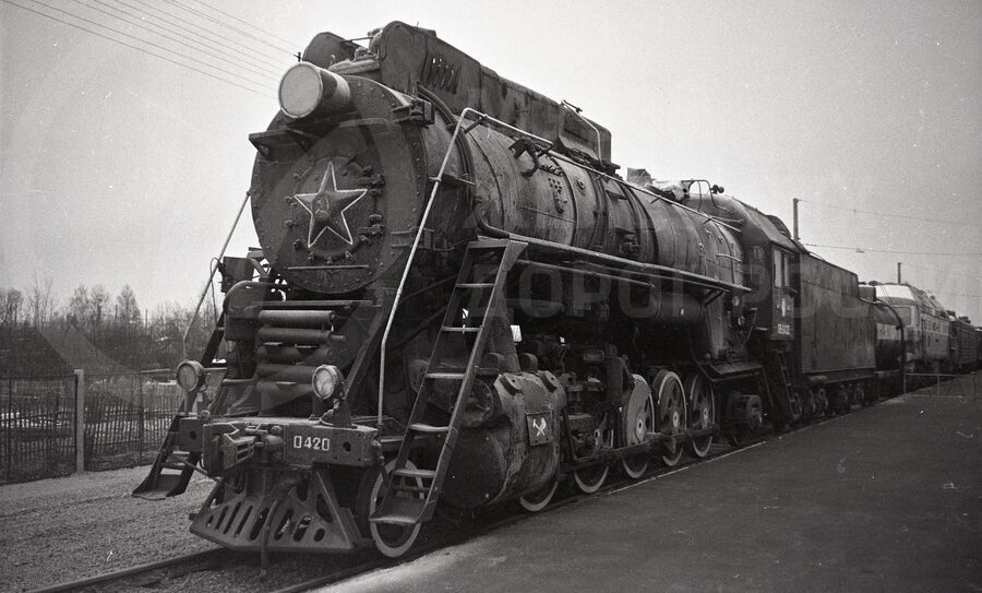 Паровоз ЛВ-0420