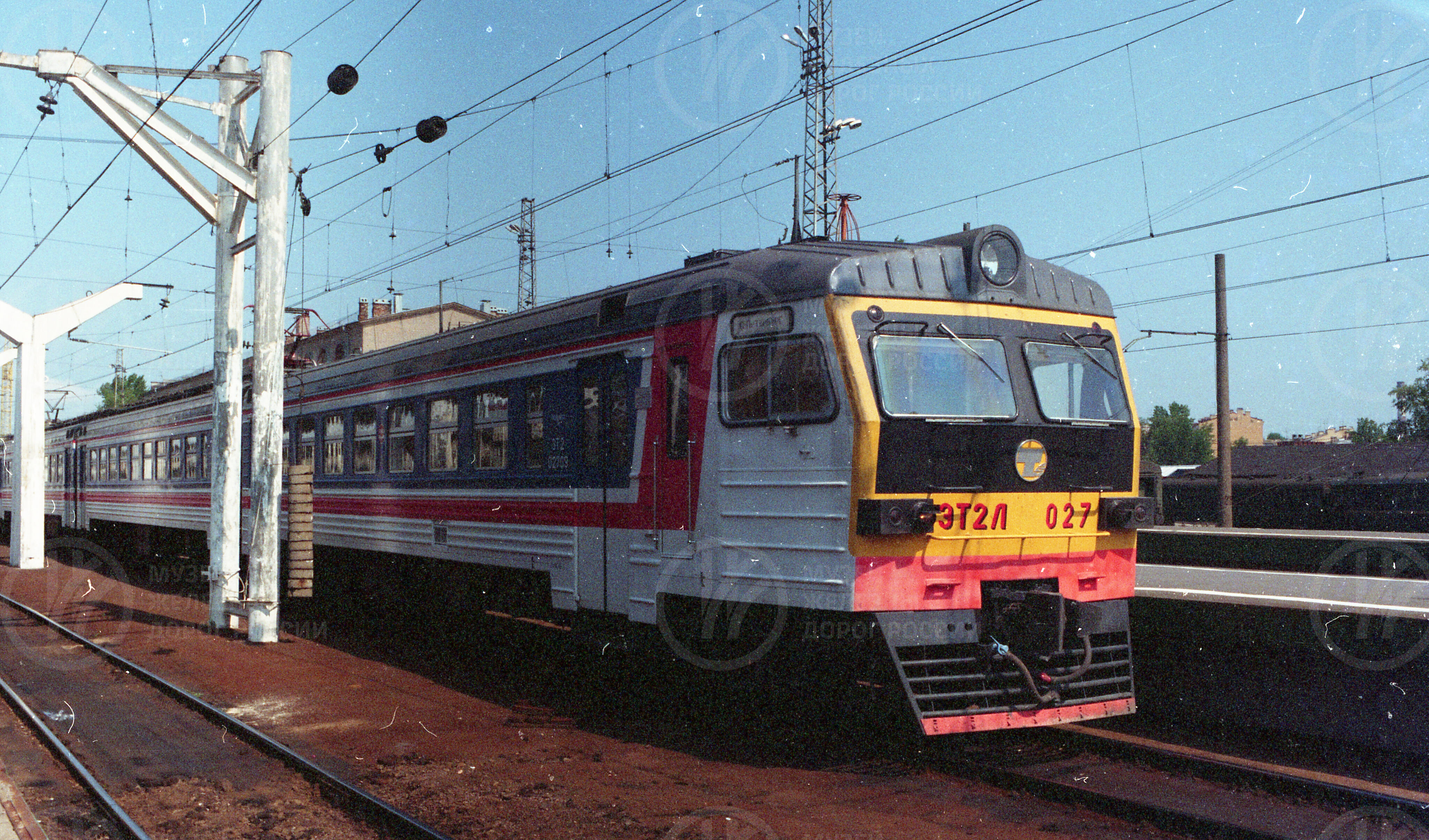 Скоростной электропоезд ЭТ2Л-027. 1999 г., изображение 2