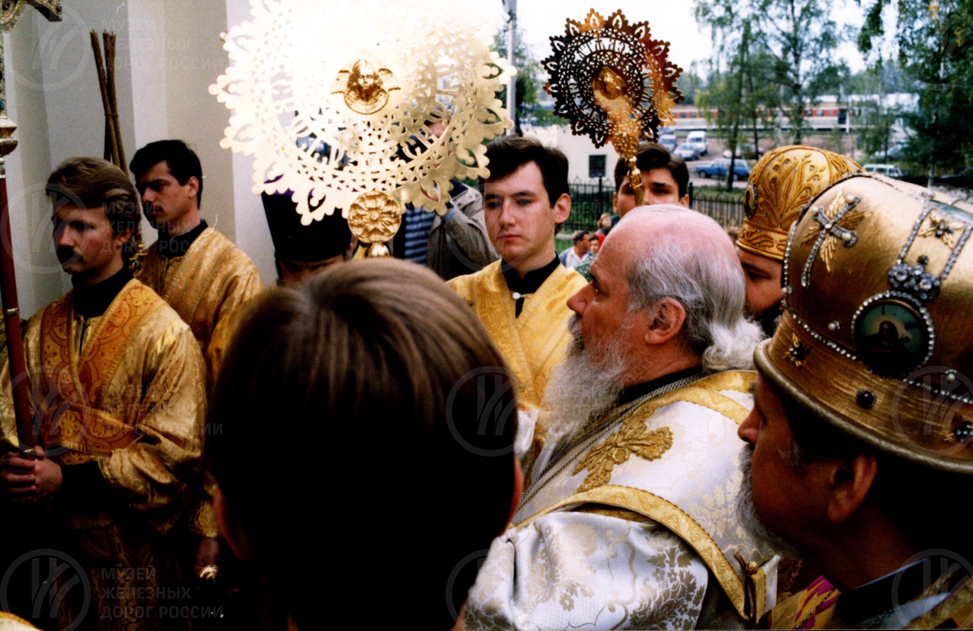 Освящение церкви Святого Апостола Петра и Павла на станции Любань. 1999 г., image 8