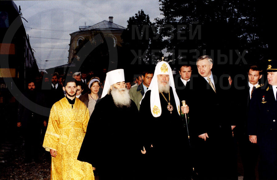 Освящение церкви Святого Апостола Петра и Павла на станции Любань. 1999 г.