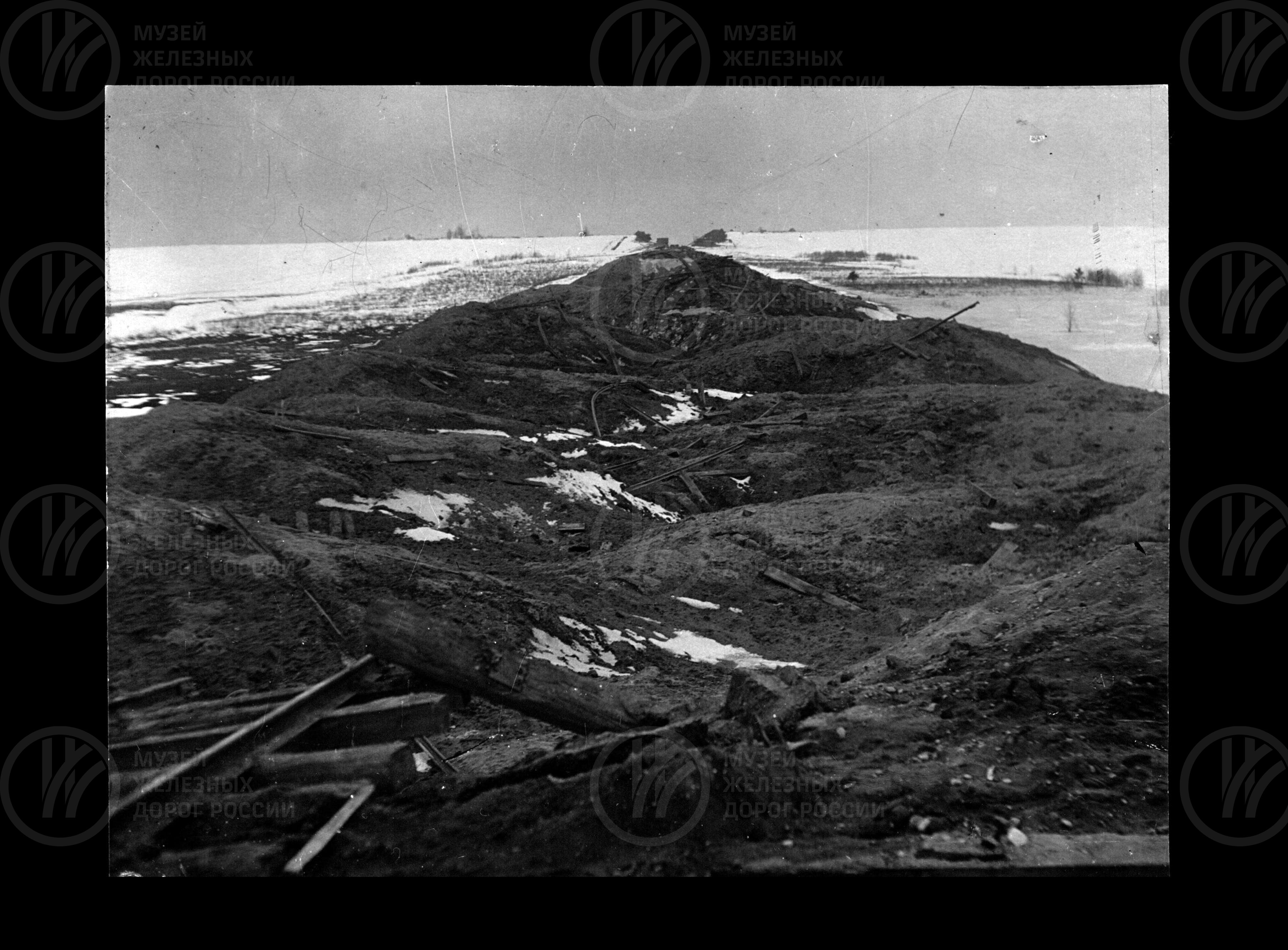 Разрушенное земляное полотно. 1941–1945 гг., изображение 1
