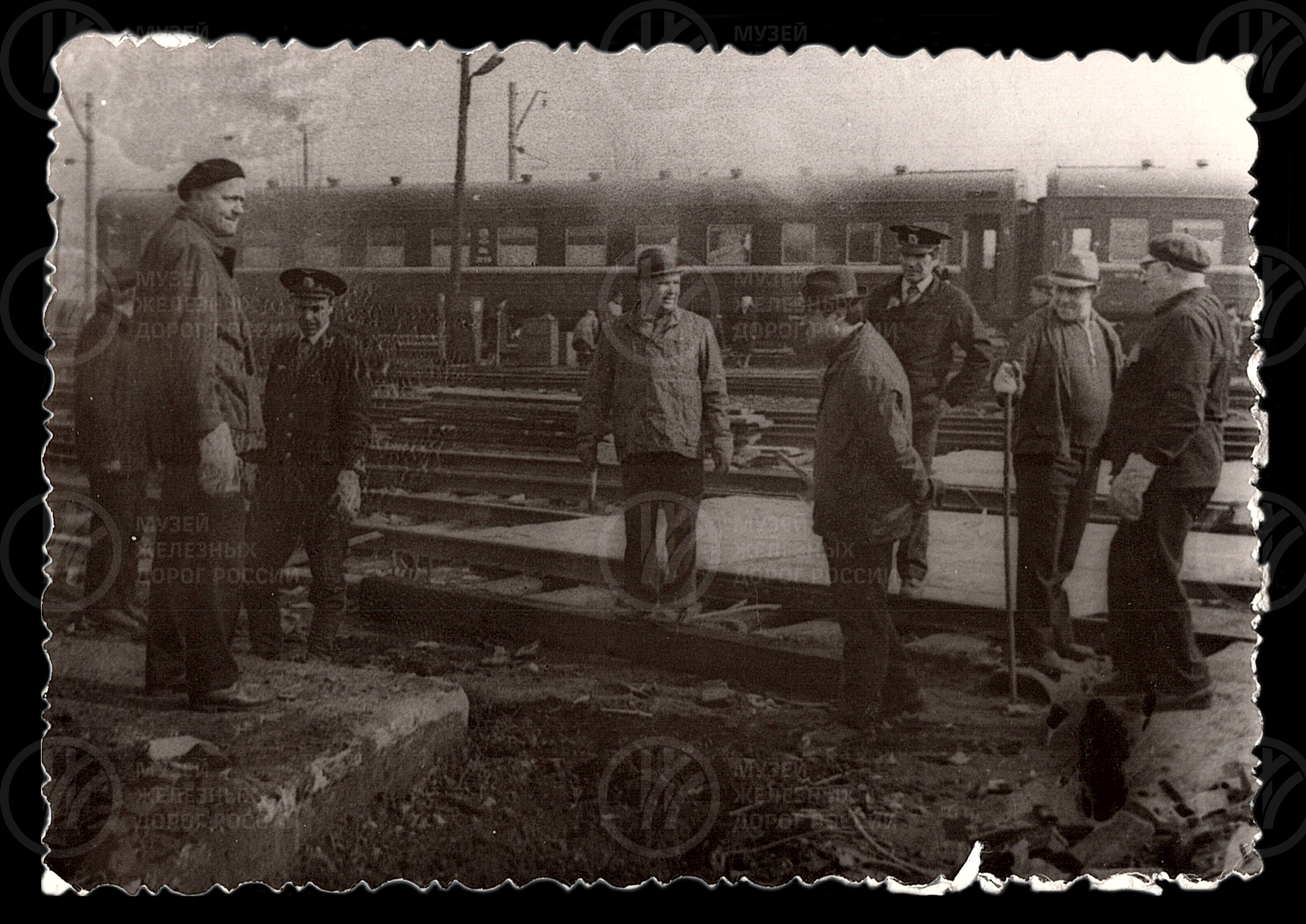 Субботник в вагонном депо Ленинград-Пассажирский-Московский. 1979 г., изображение 1