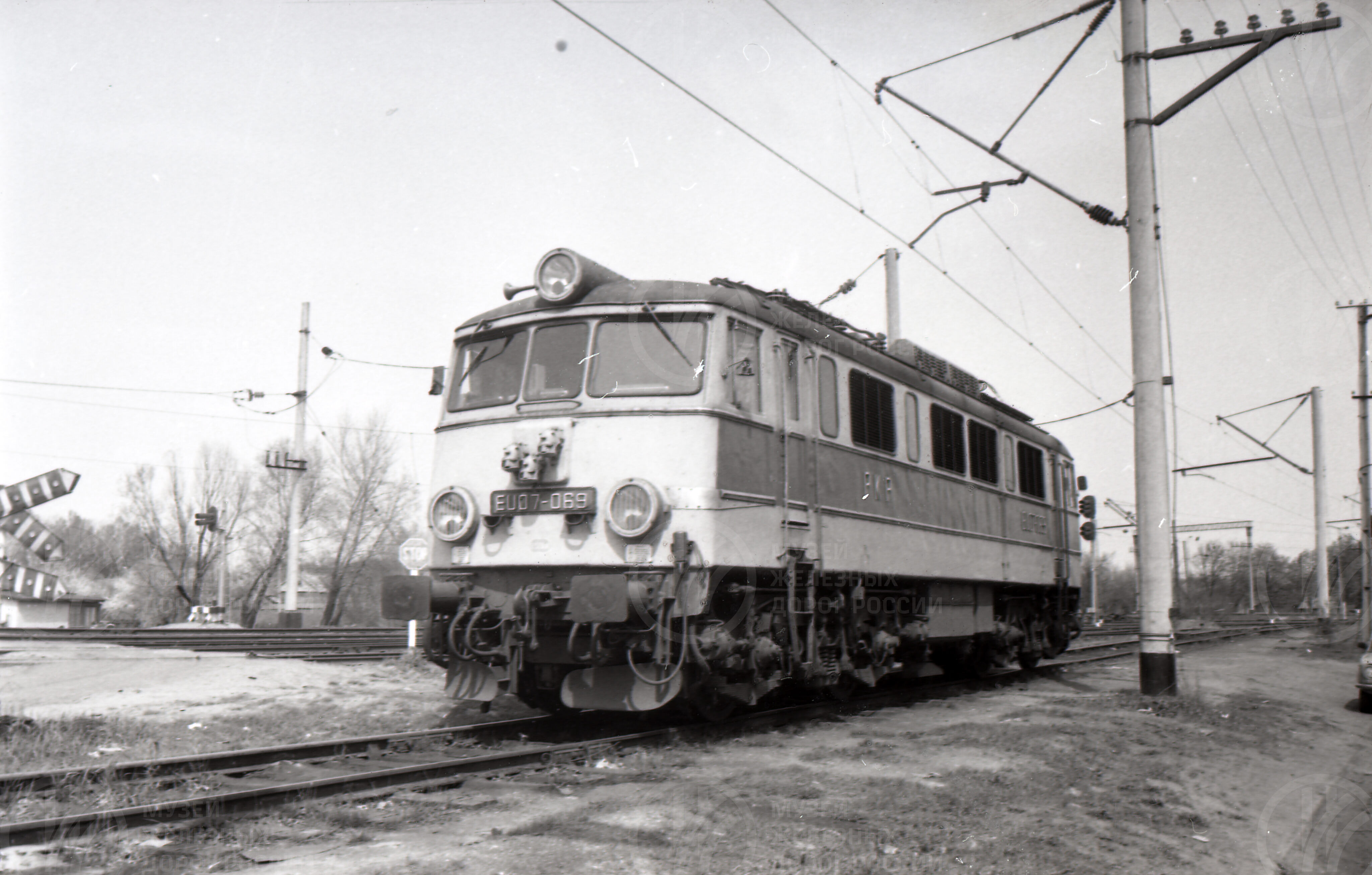 Польский электровоз EU07-069, image 2