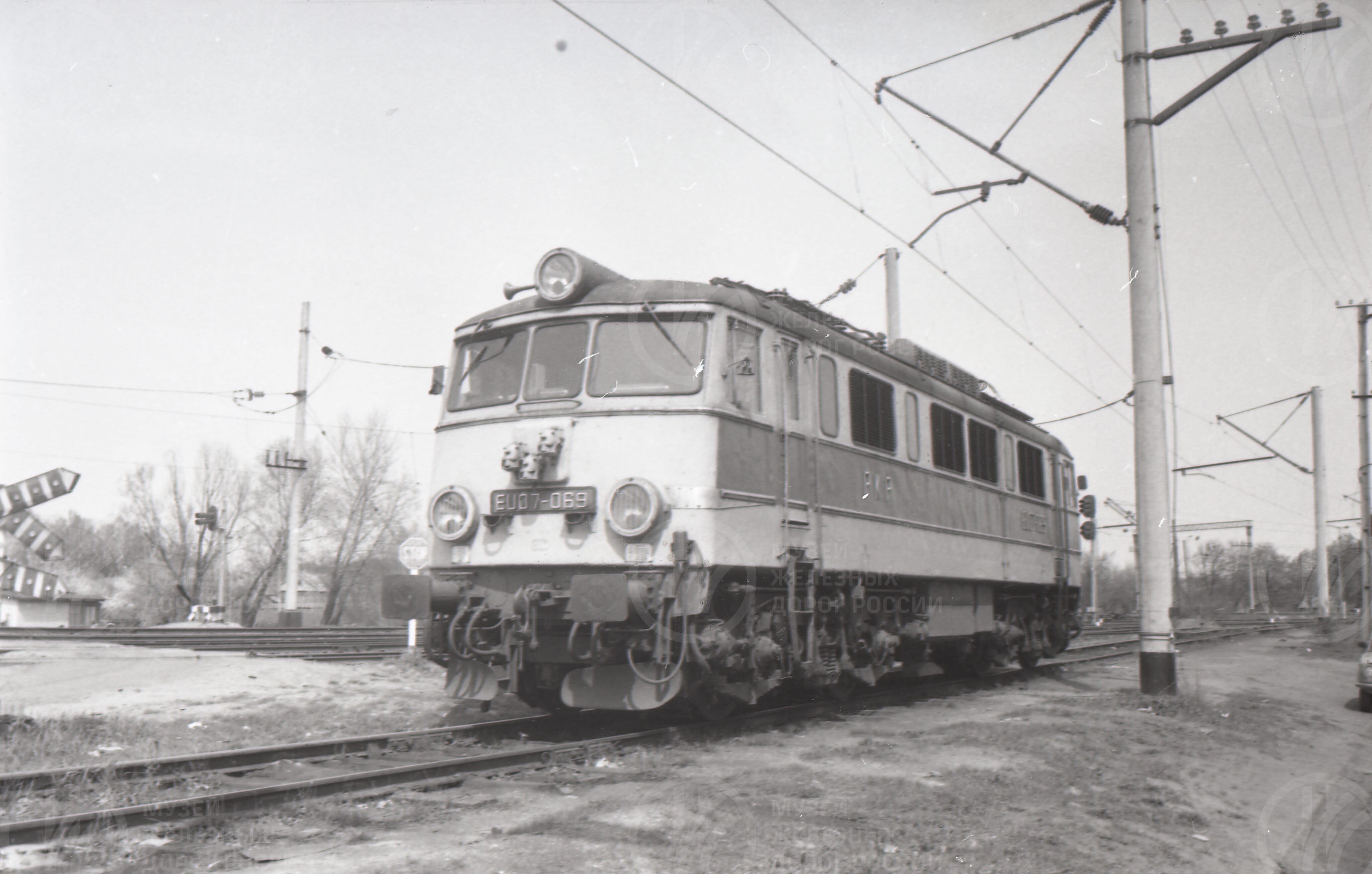Польский электровоз EU07-069, image 1