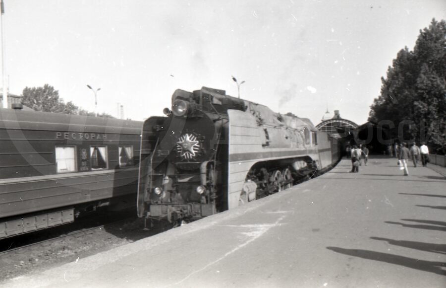 Паровоз П36