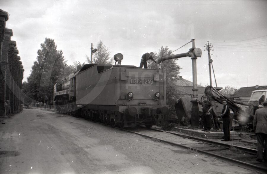 Паровоз П36