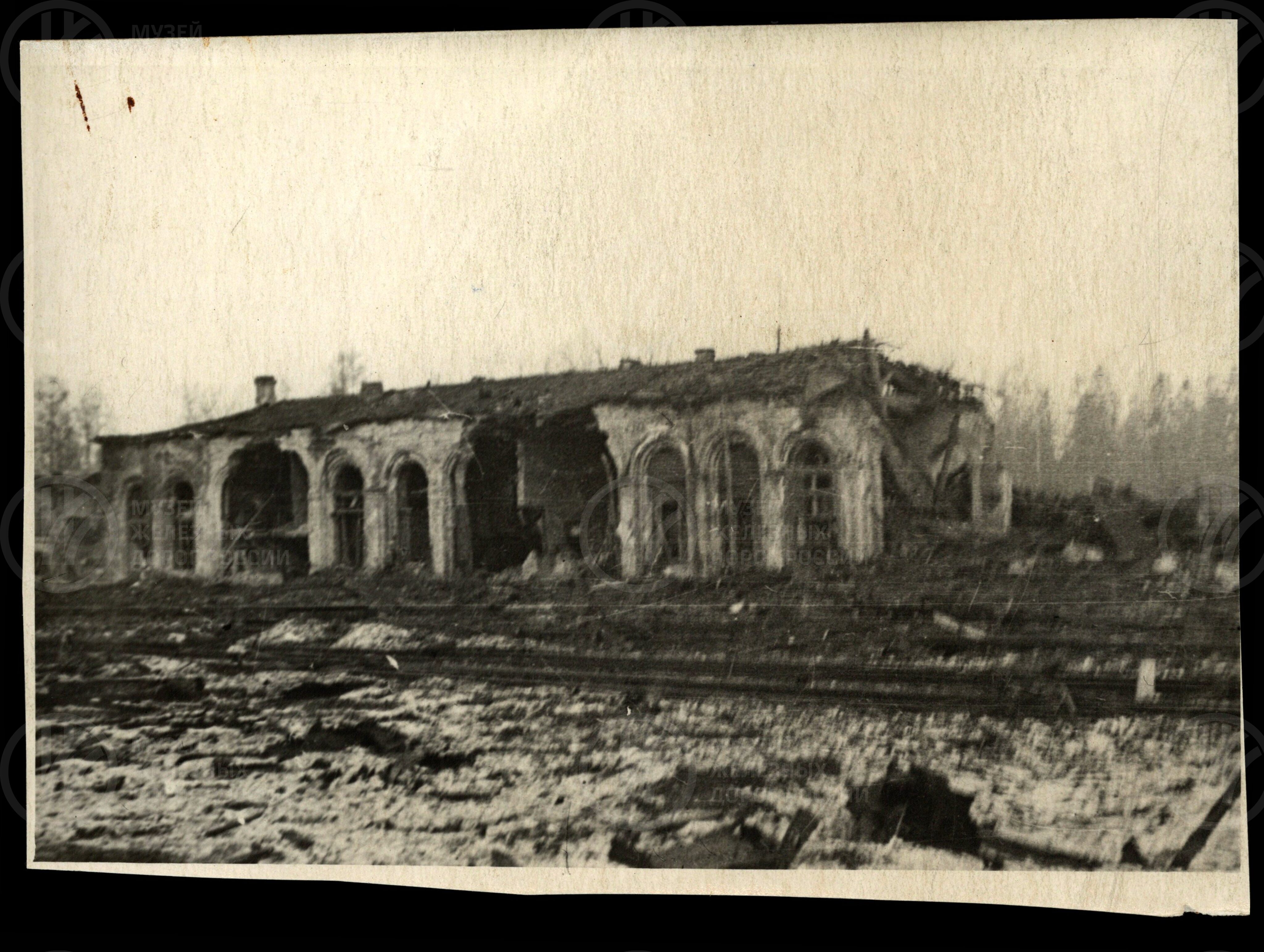 Разрушенный вокзал. 1944 г., image 1