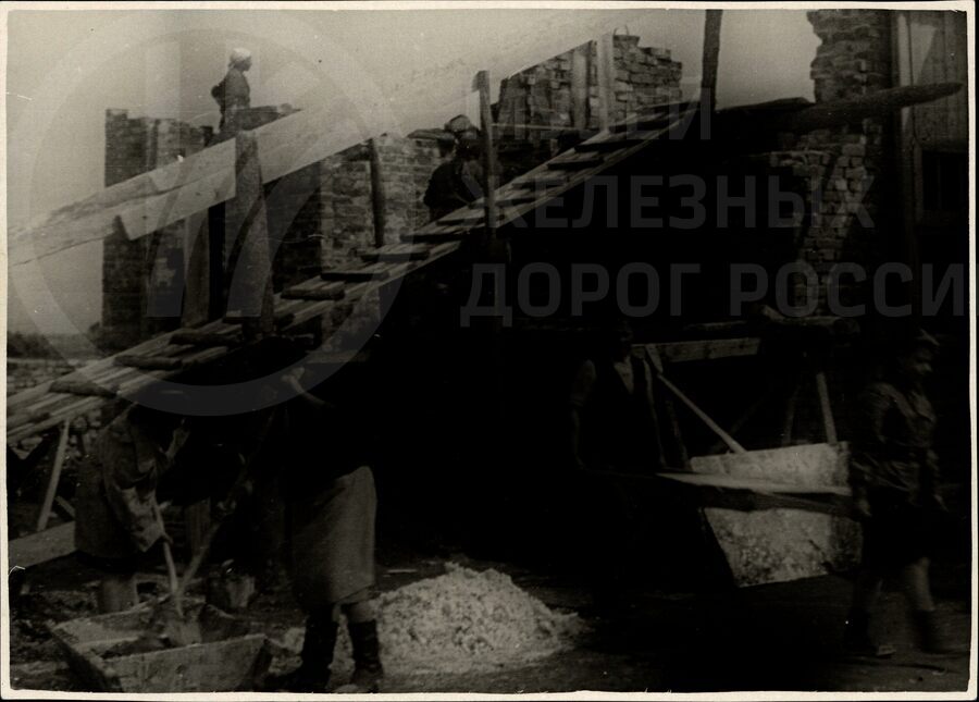 Восстановление дома в Новгороде. 1945–1946 гг.