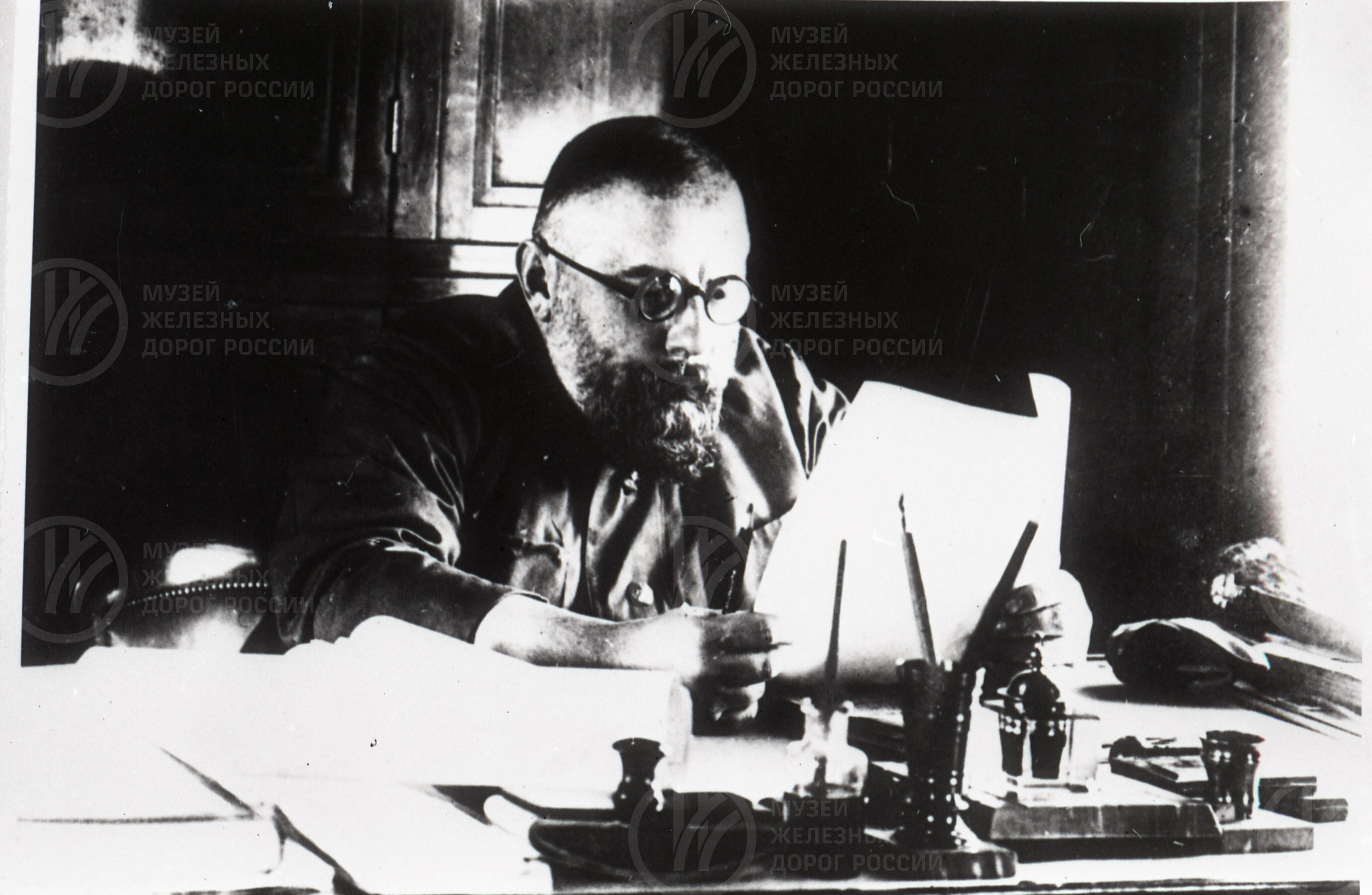 Юрий Владимирович Ломоносов, изображение 1