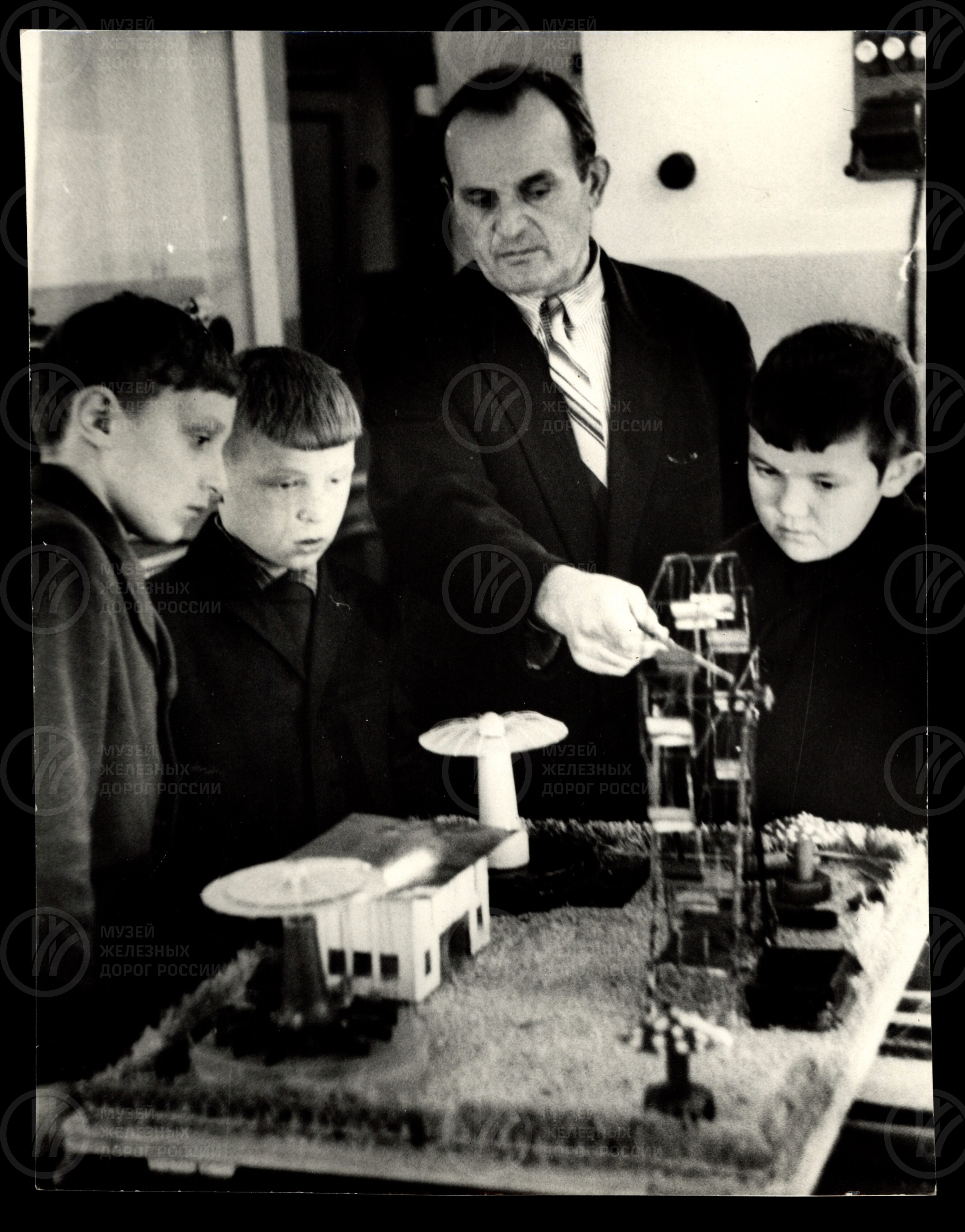 Занятия на станции Юных техников железнодорожных школ. 1960–1972 гг., изображение 1