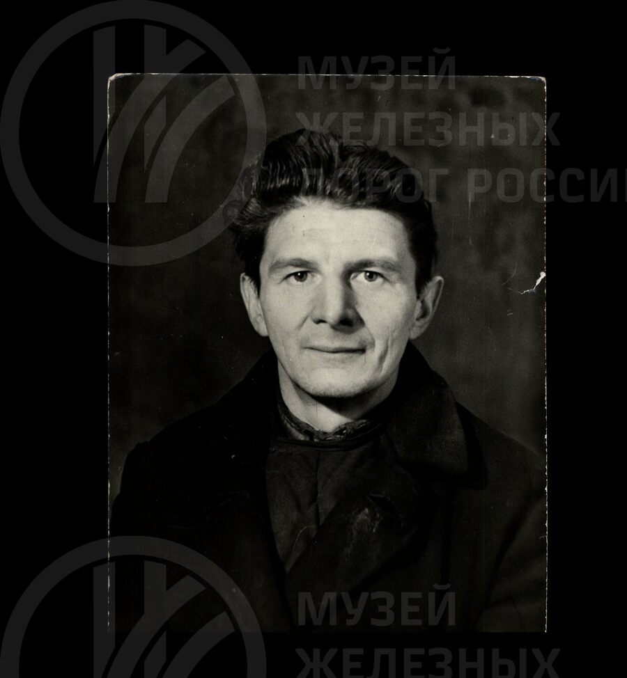 С.Т. Есипов – инженер депо ТЧ-7 Ленинград-Сортировочный-Московский. 1945 г.
