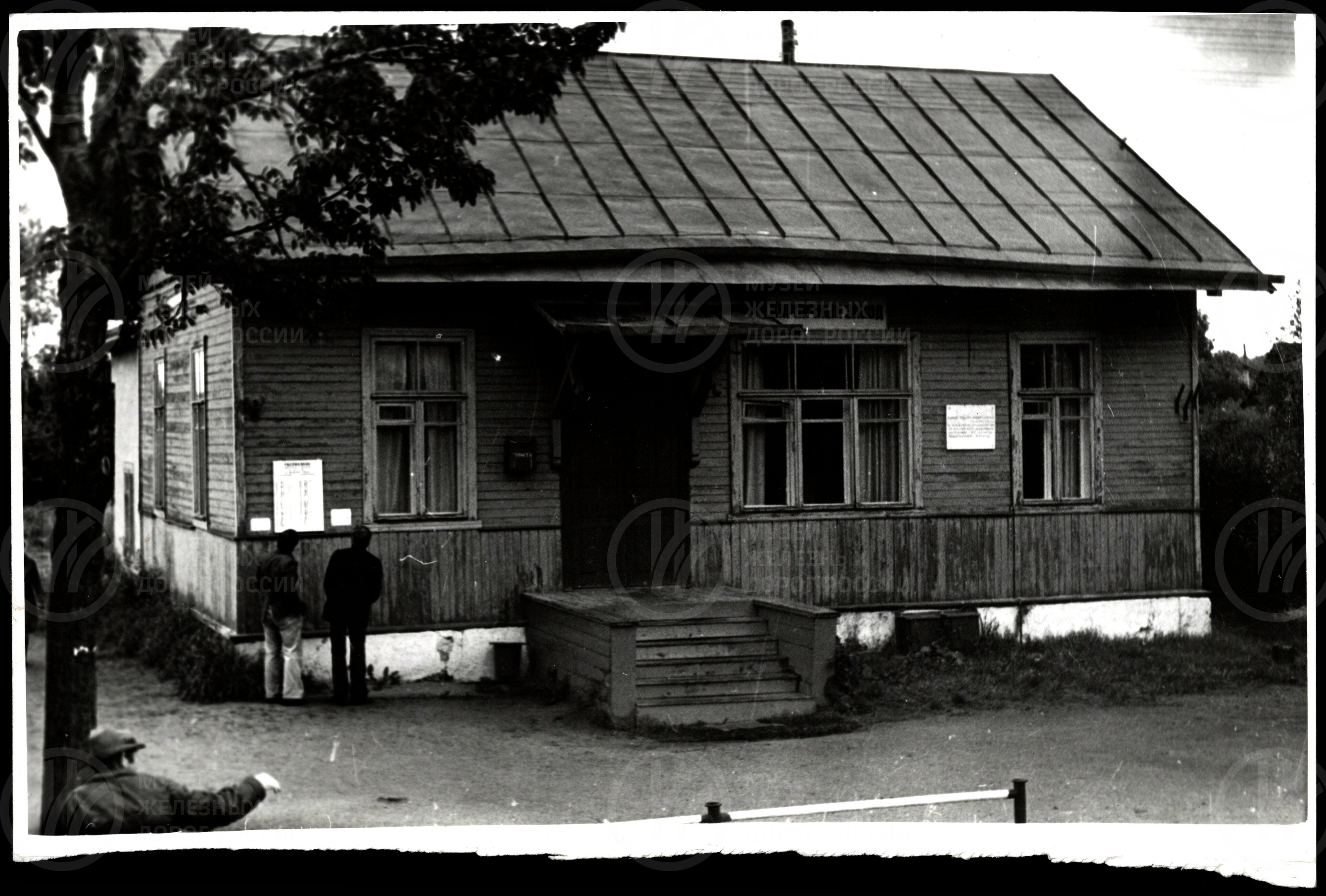 Вокзал станции Кирпичный завод. 1982 г., изображение 1