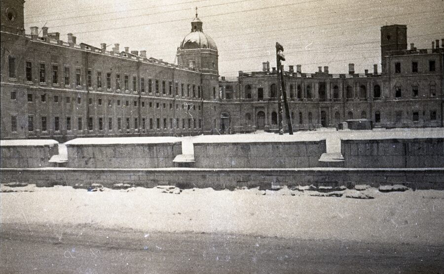 Разрушенный дворец. Город Гатчина