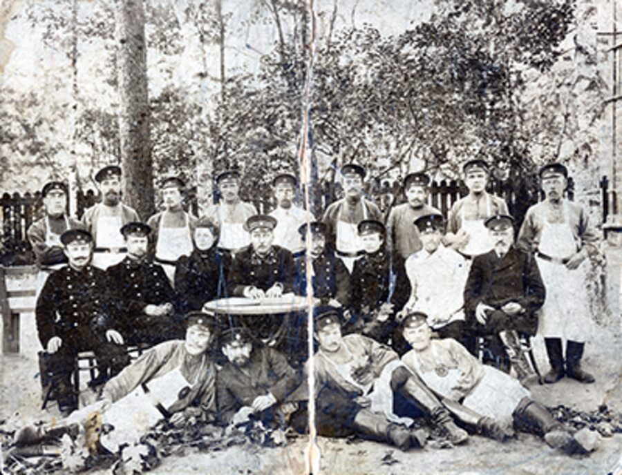 Группа работников. Варшавская железная дорога. 1917 г.