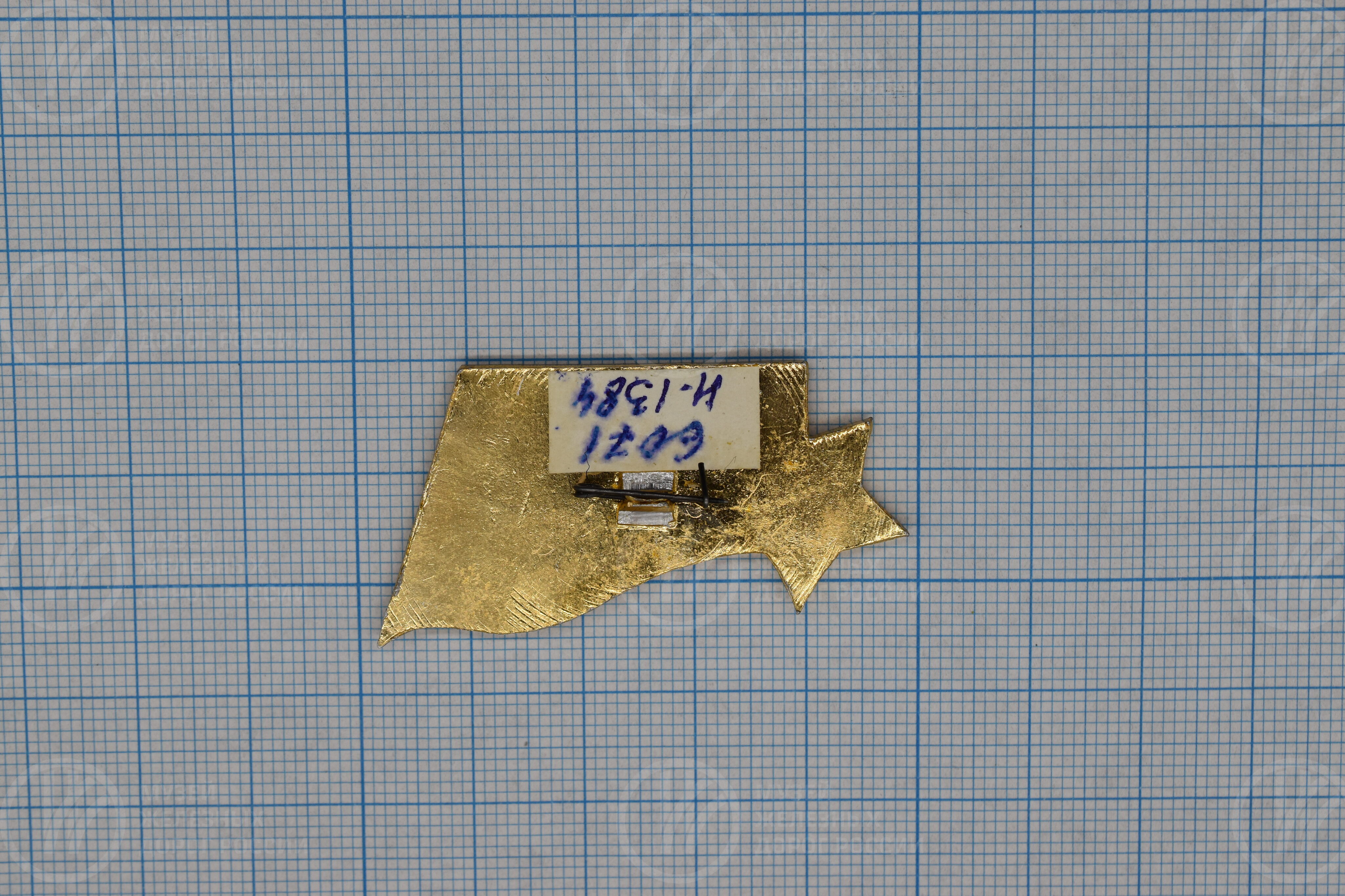 Значок «Паровоз Эм725-39 Октябрьской железной дороги», изображение 7