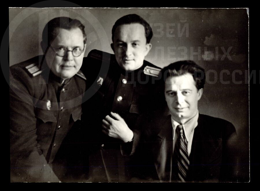 А.И. Августынюк с двумя коллегами. 1953–1960 гг.