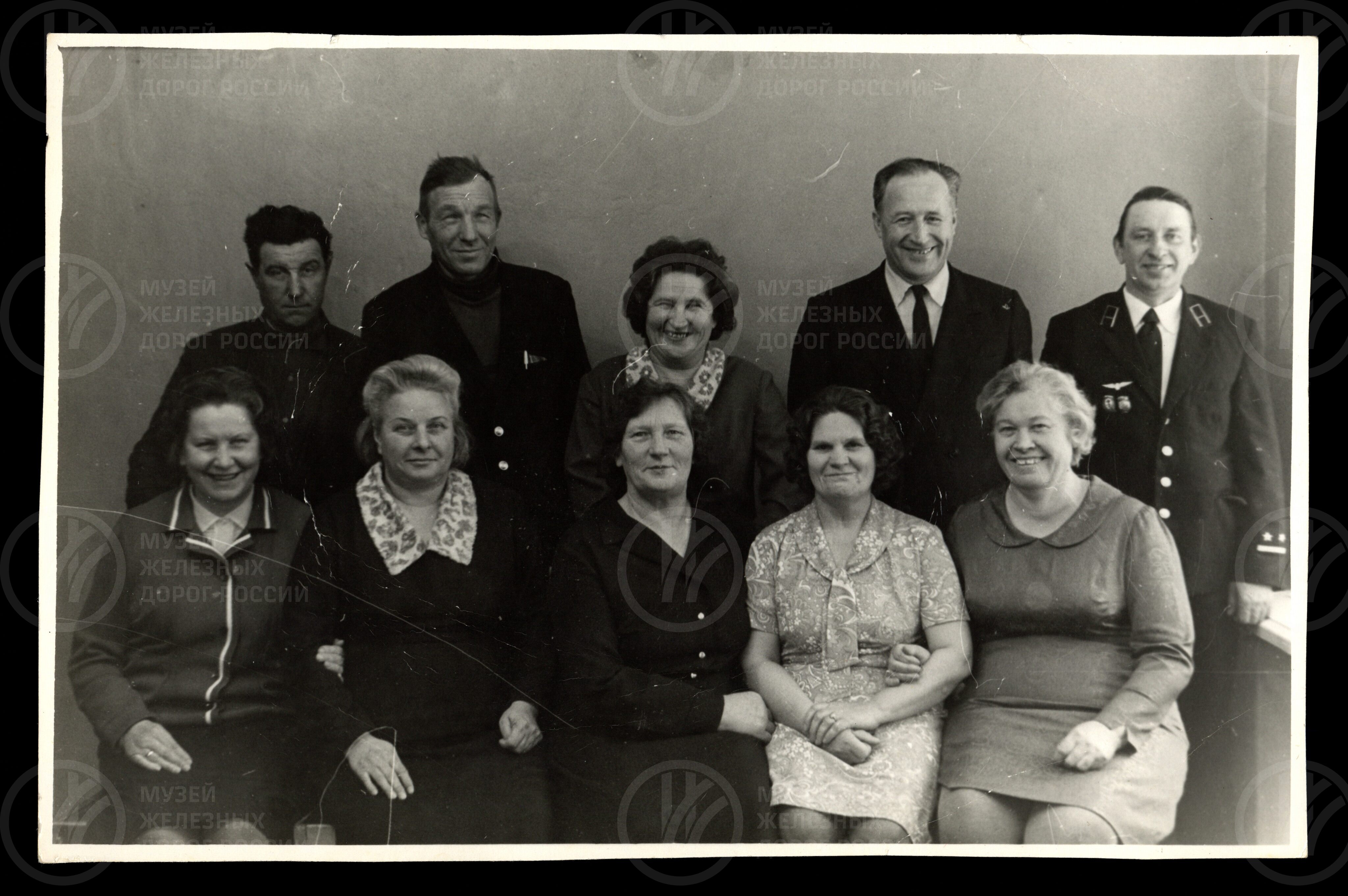 Н.Г. Иванова с сослуживцами ШИ-24. 1970-е годы, image 1