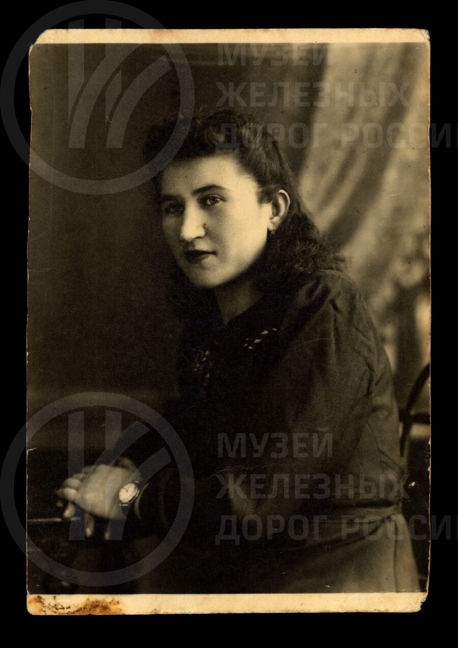 Нина Григорьевна Иванова. 1948 г.
