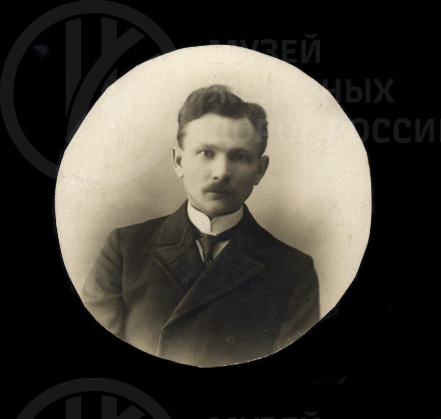 Иван Никитич Августынюк – отец Александра Ивановича Августынюка. Начало XX в.