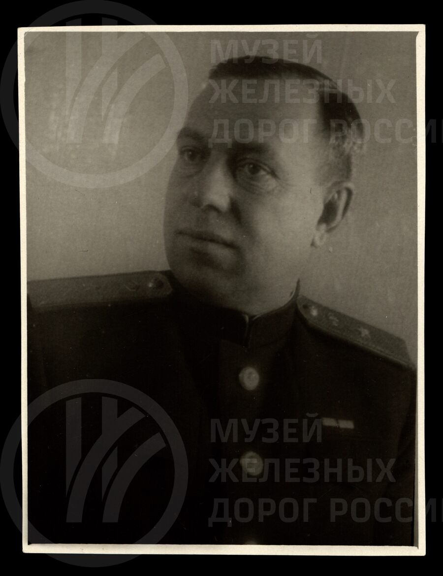 Иван Васильевич Колпаков – начальник Октябрьской железной дороги. 1990-е годы
