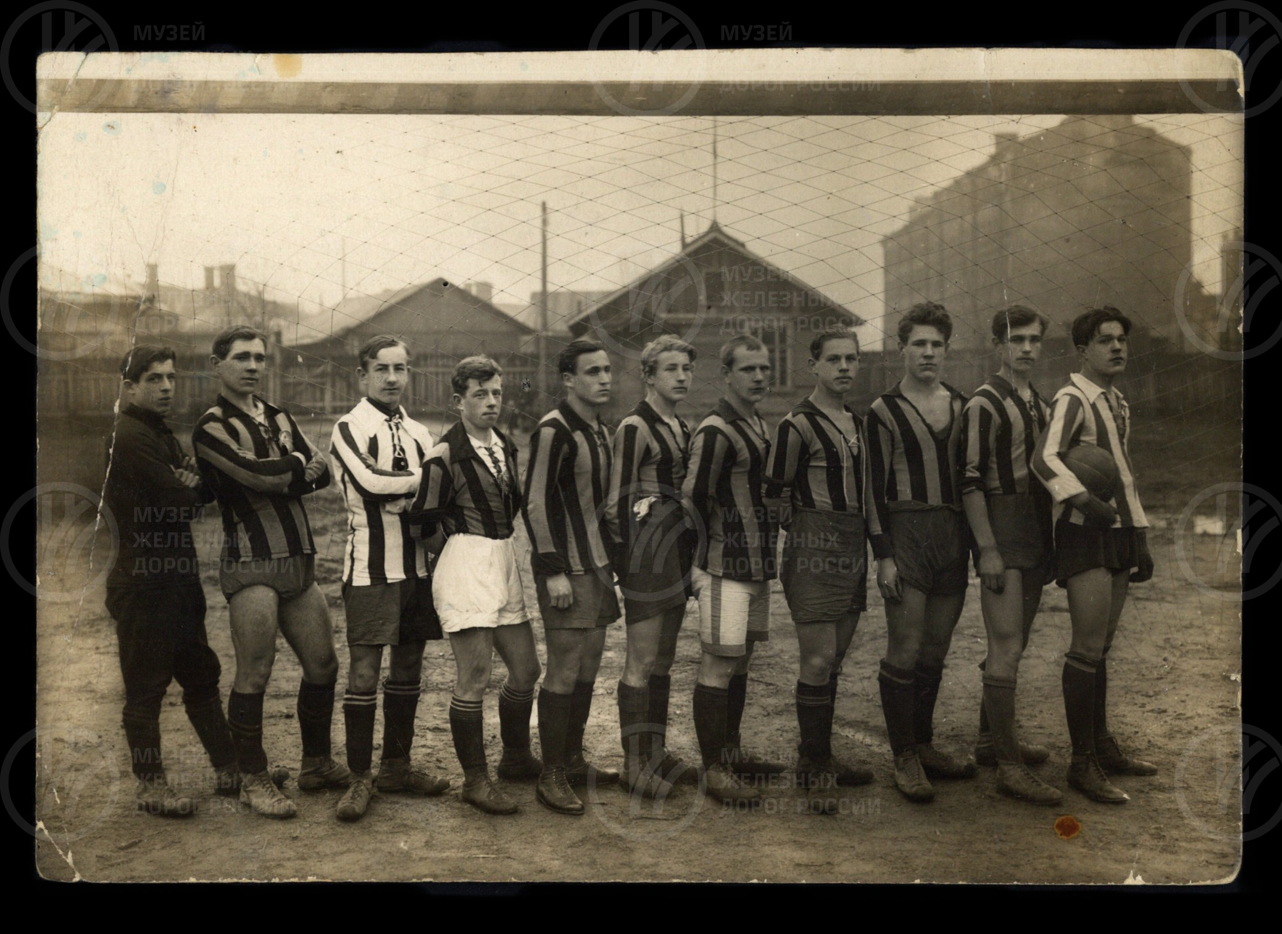 Футбольная команда клуба имени Дзержинского. 1926 г., image 1