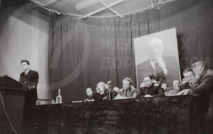 Дорожная конференция вагонщиков. 1964 г.