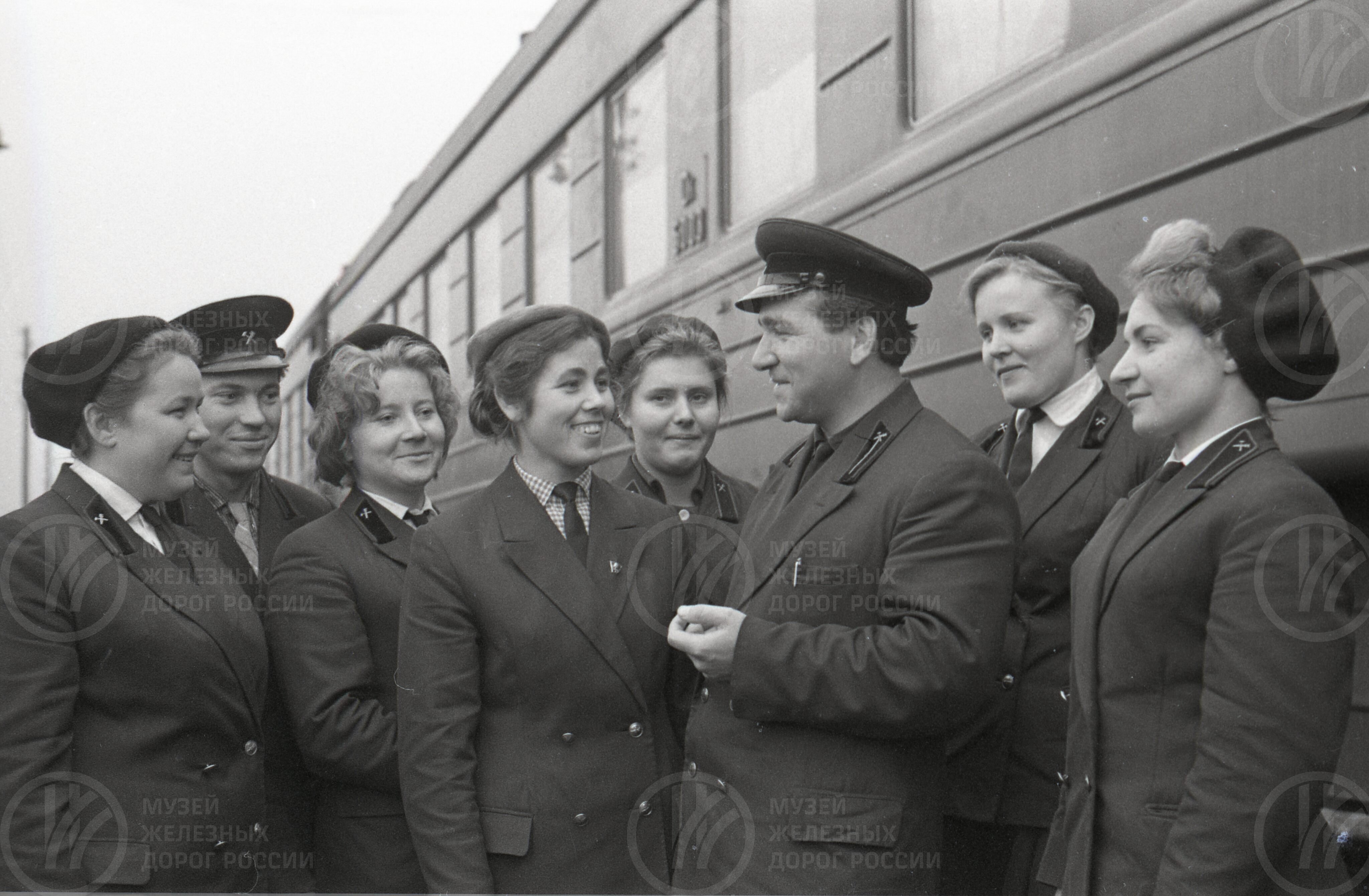 Бригада поезда №25 Ленинград – Кузница. 1963 г., изображение 1
