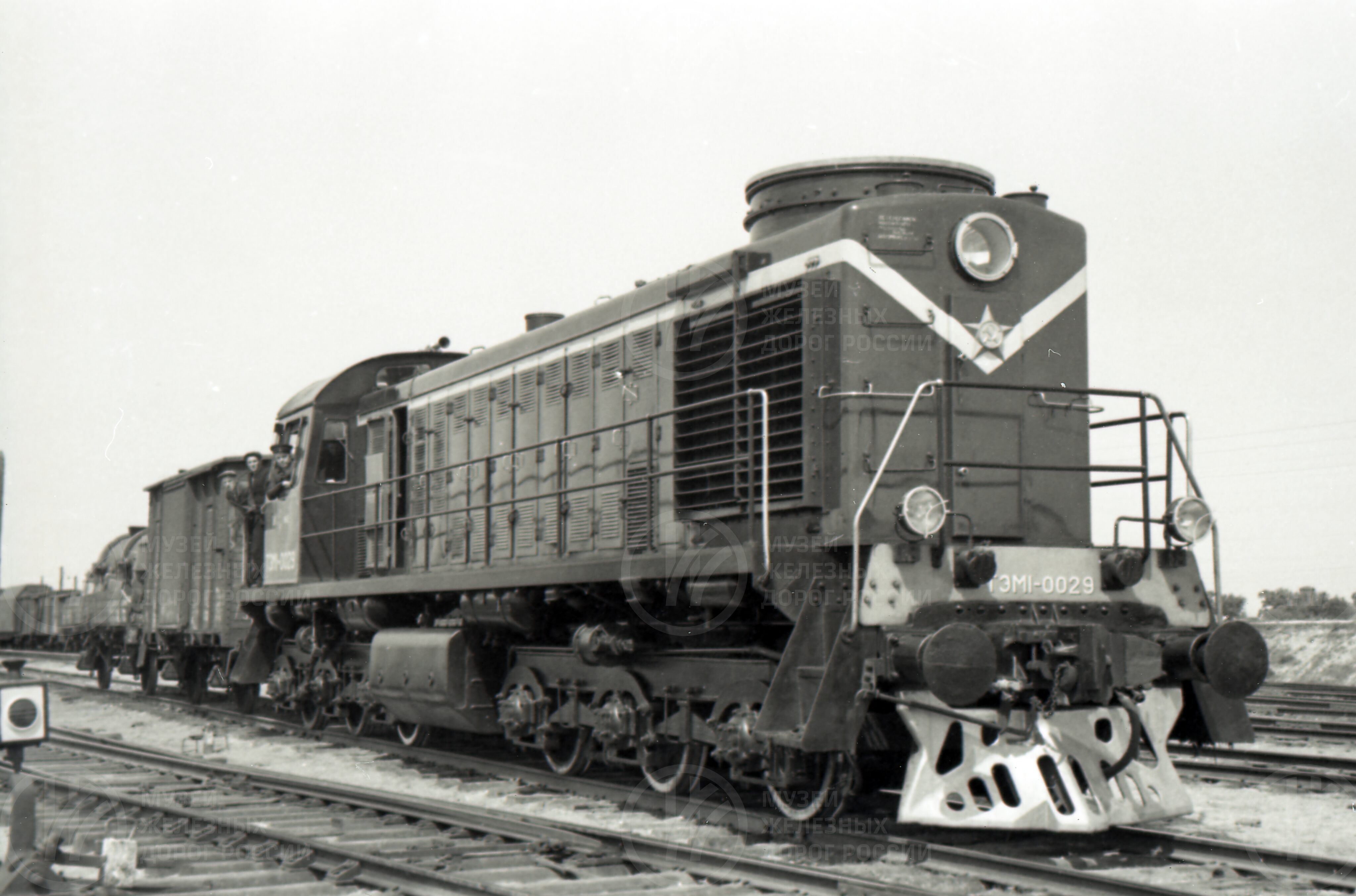 Маневровый тепловоз ТЭМ1, image 1