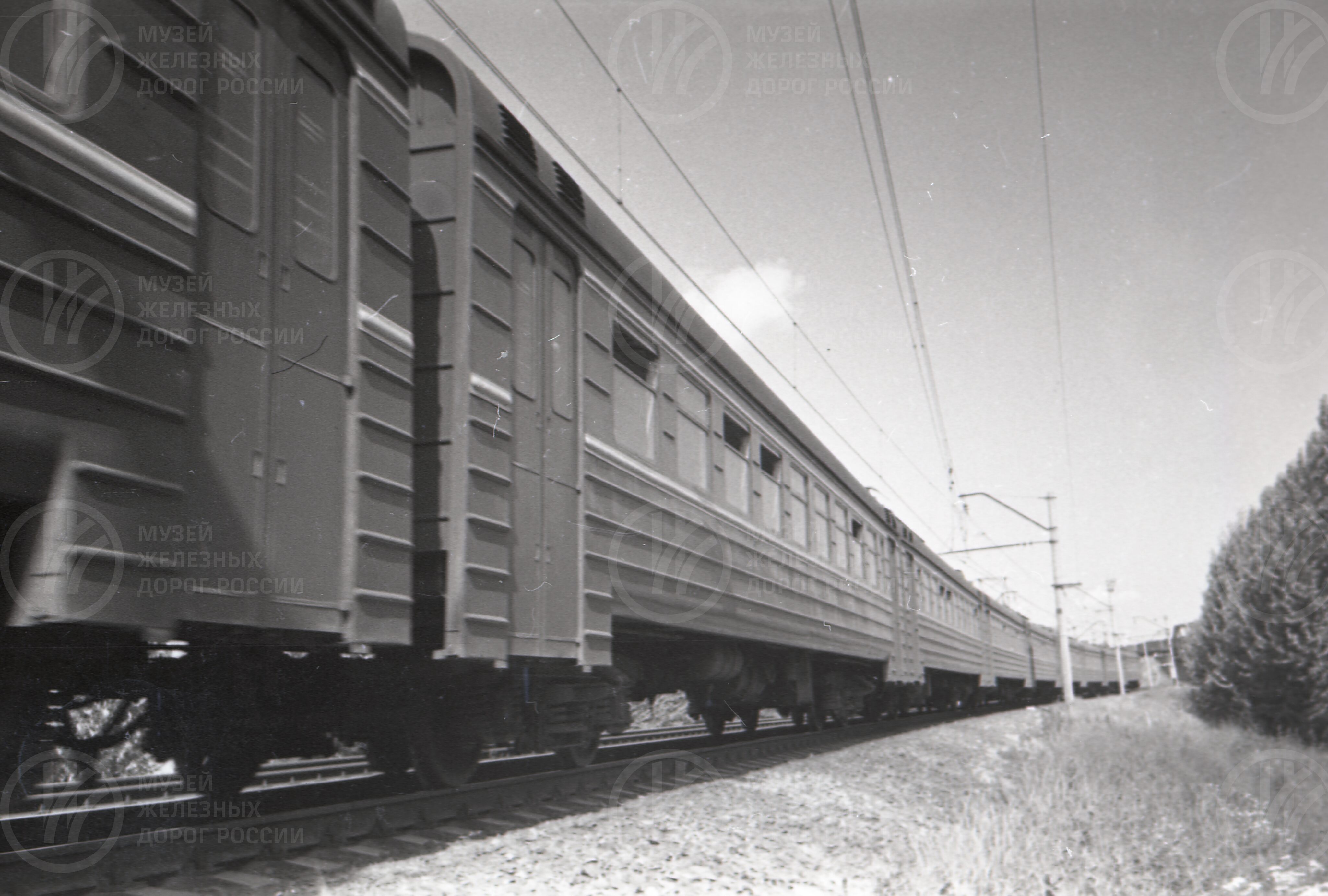Электропоезд ЭР1-114, image 2