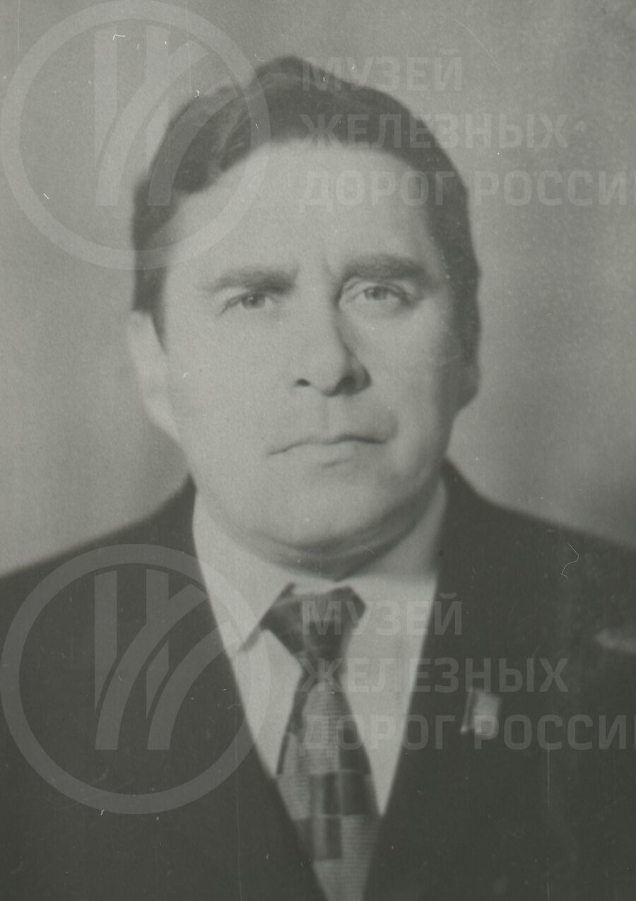 А.А. Богданов. Машинист электровоза депо Москва
