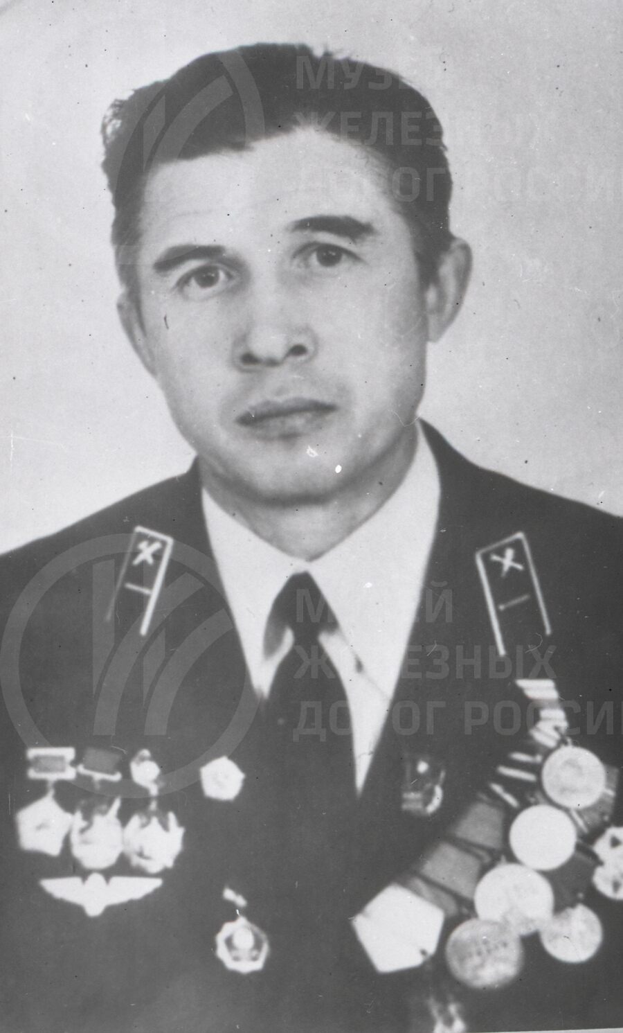 В.М. Смирнов. Машинист электровоза депо Бологое