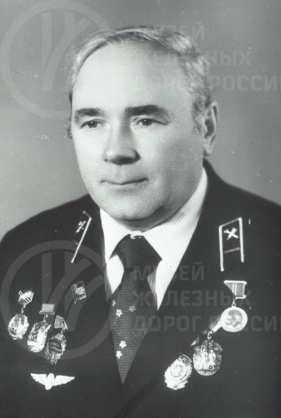 В.И. Зяблов. Машинист локомотивного депо Кандалакша