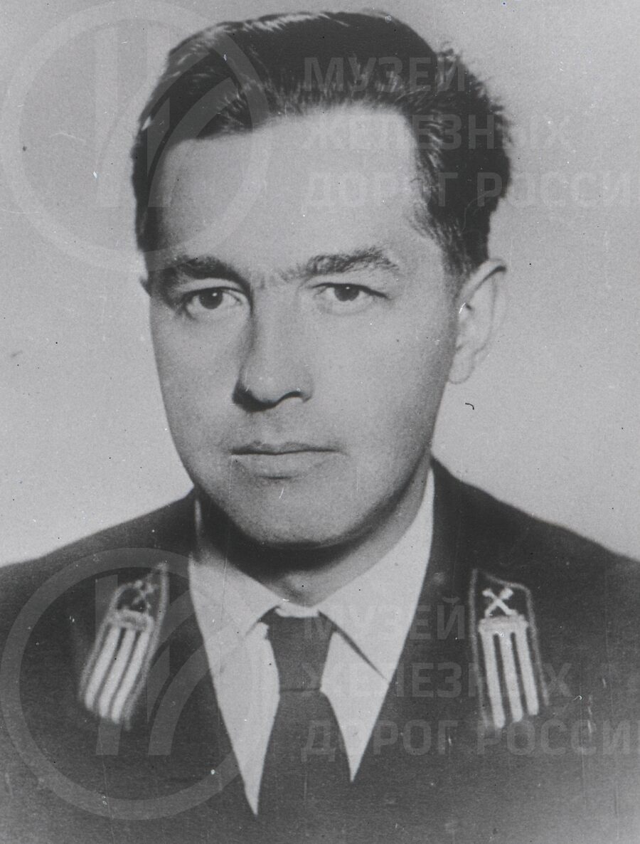 В.П. Дрюков. Машинист электровоза депо Ленинград-Пассажирский-Московский