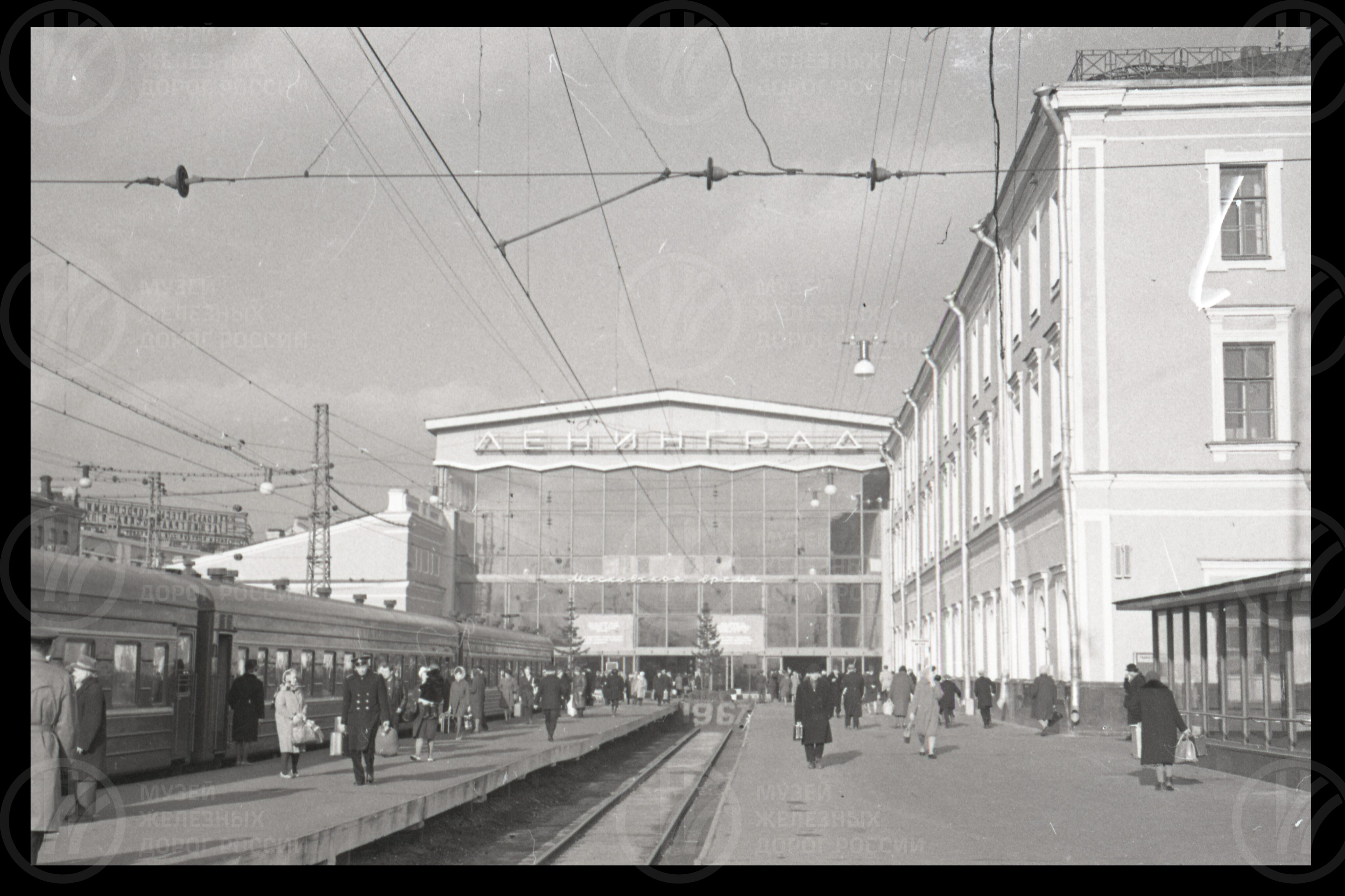 Московский вокзал. Вид со стороны платформы, image 1