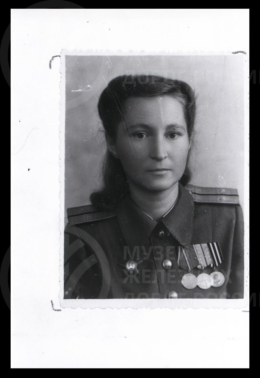 М.Л. Гонтова – электрик связи Ленинград-–Витебской дистанции