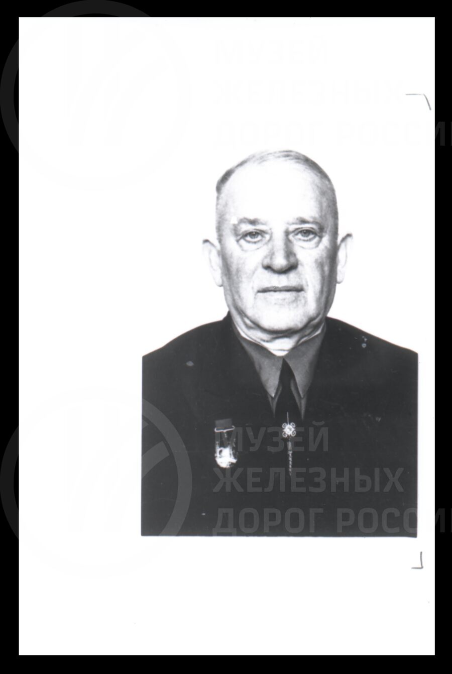 Вениамин Викторович Лойцкер – инженер участка станции Мурманск