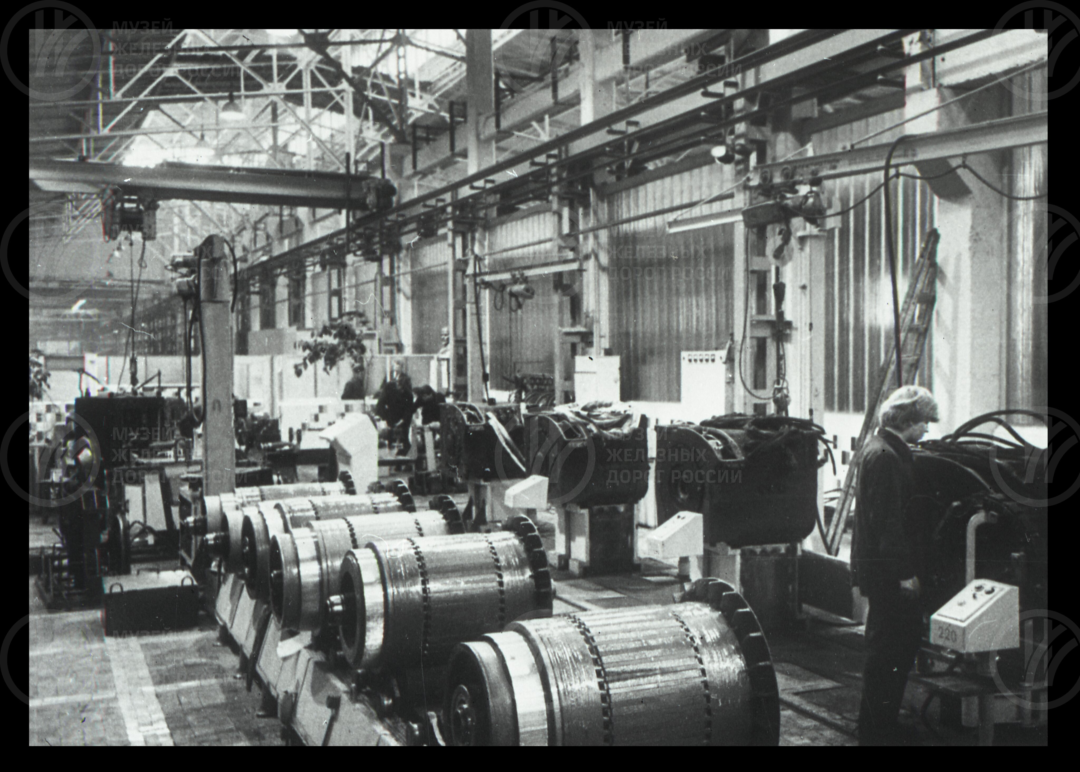 Тепловоз ТГ102. Группа тепловозостроителей, image 4