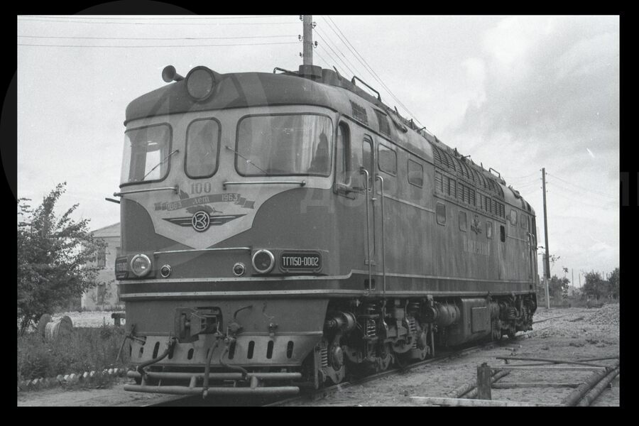 Тепловоз ТГП50-002
