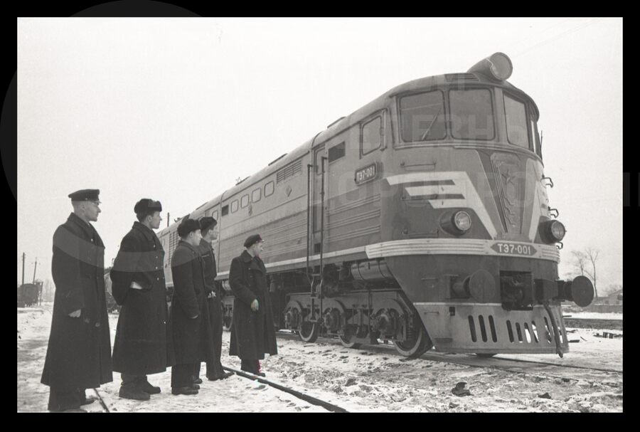 Тепловоз ТЭ7-001
