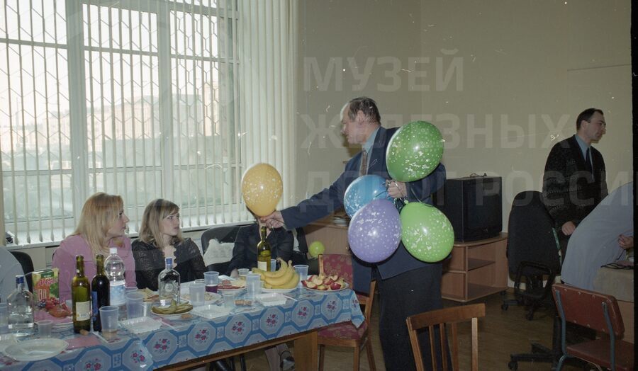Празднование 8 марта в ДЦНТИ