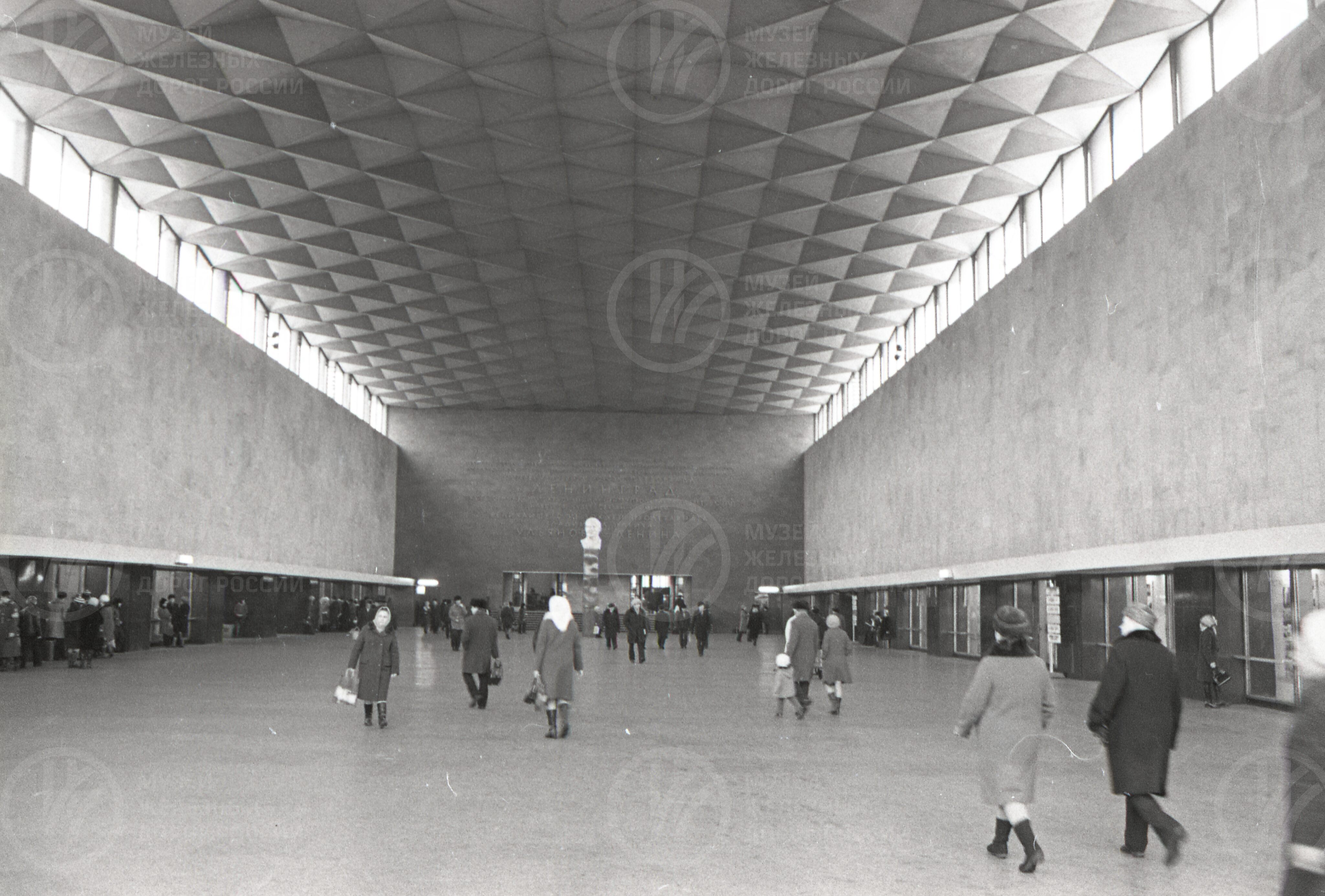 Зал ожидания. Московский вокзал. 1986–1987 гг., image 1