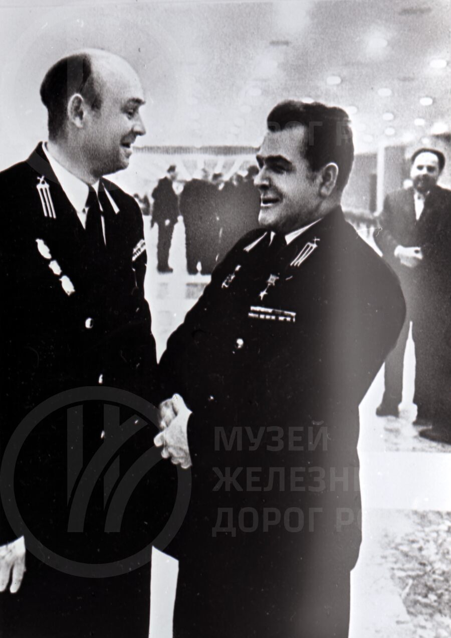 В.А. Шмакалов и А.В. Соколов. Делегаты XXII съезда КПСС