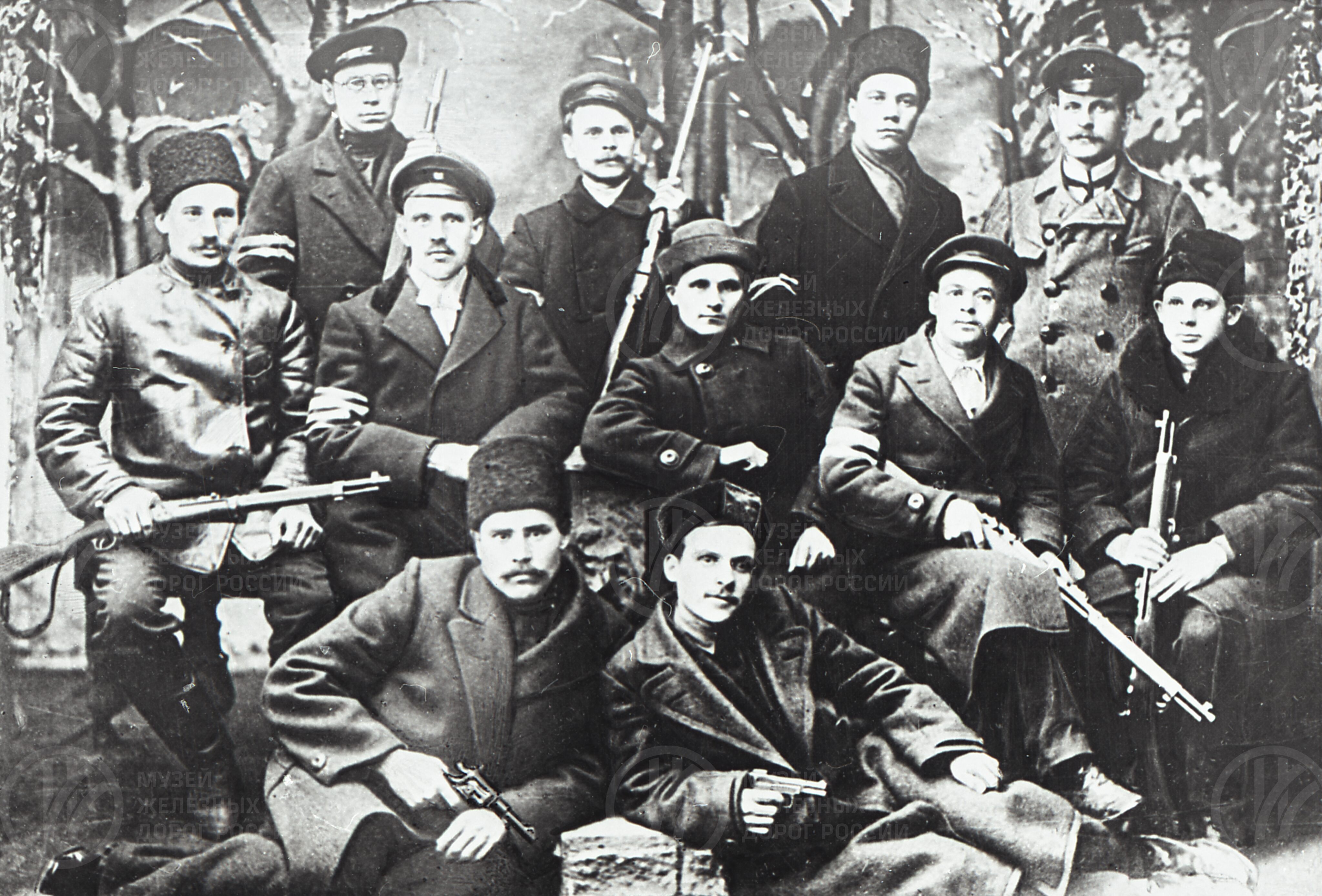 Боевая дружина коммунистов-железнодорожников. Город Петроград. 1917 г., image 1